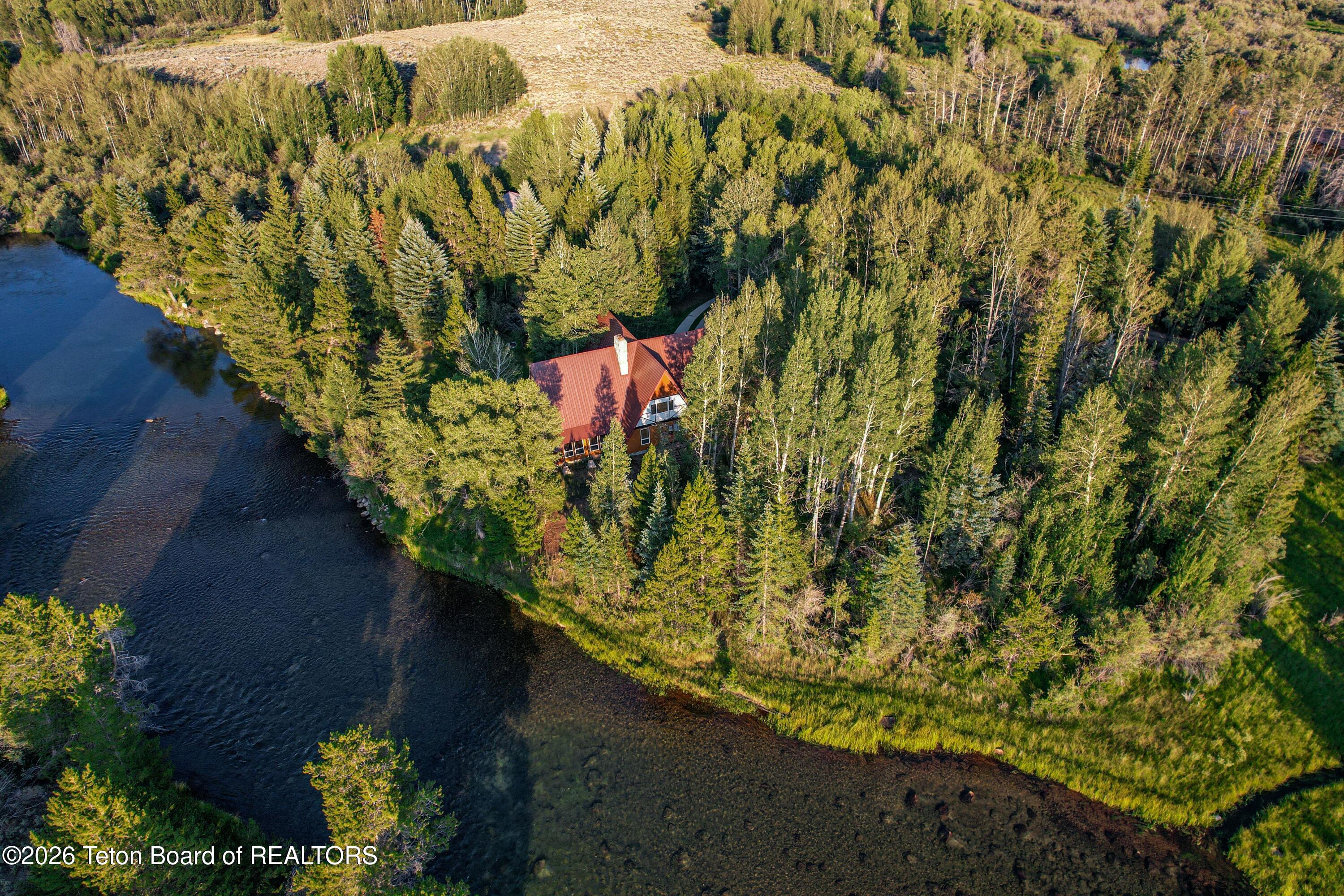 Rare Pine Creek Retreat Near Fremont Lake