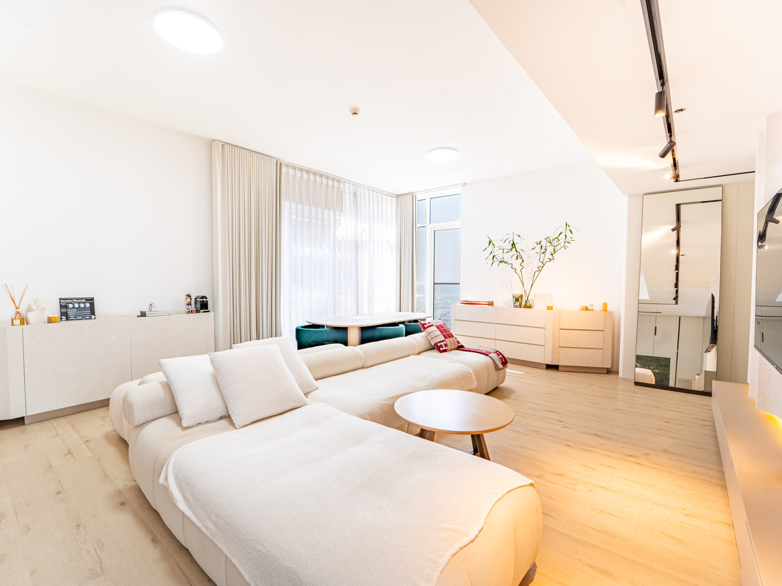 Premium Apartment | Luxury Furniture | Upgraded