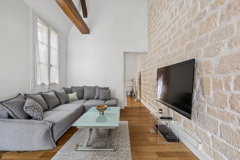 Avenue de Messine - Appartement de charme aux grands volumes - 1 chambre