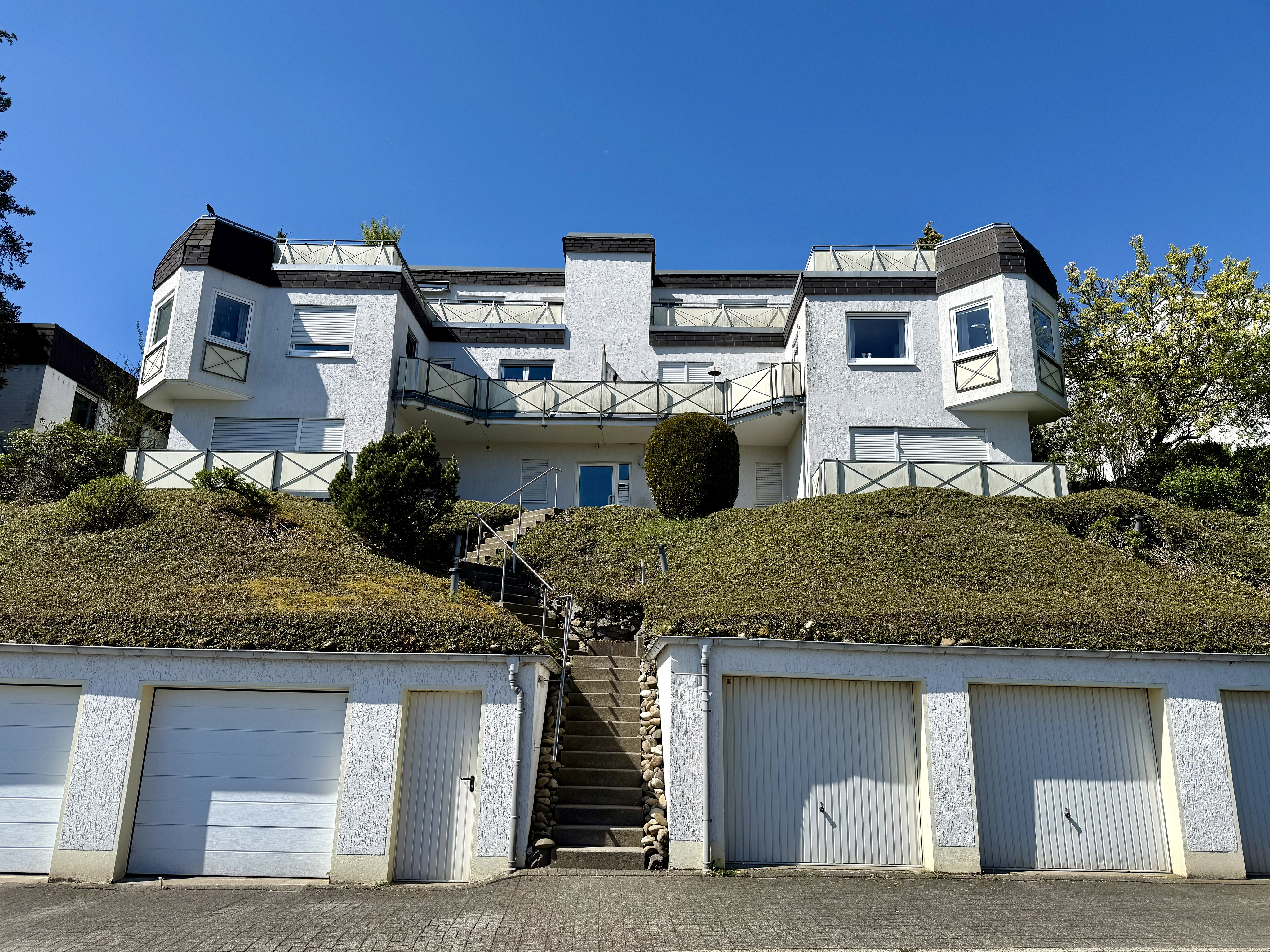 Dachgeschoss-ETW mit Garage und Fernblick am Lüdenscheider Oeneking