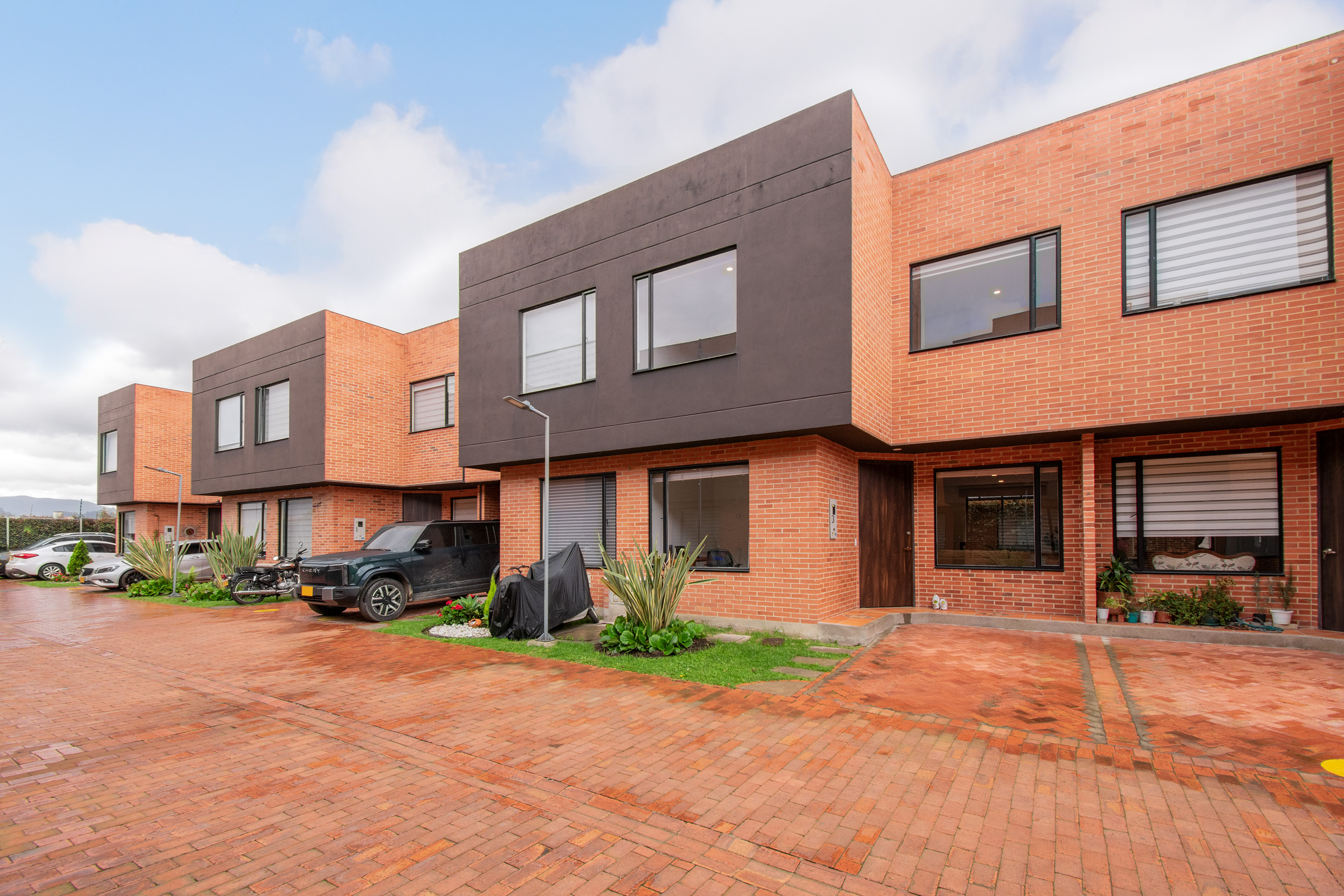Casa para venta en condominio campestre en Chía