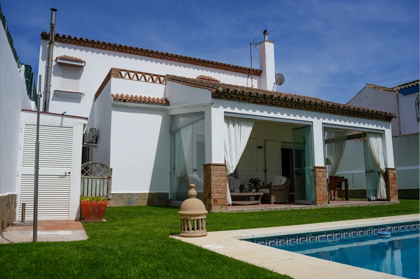 Villa de estilo andaluz para alquiler