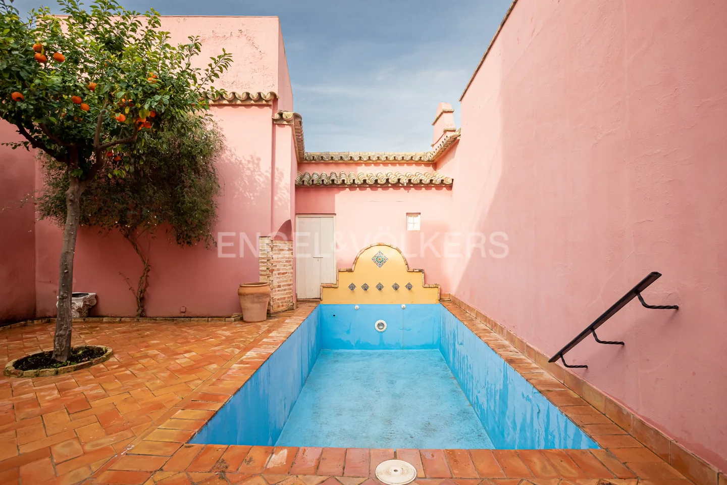 Charming Historic Palace House in Carmona