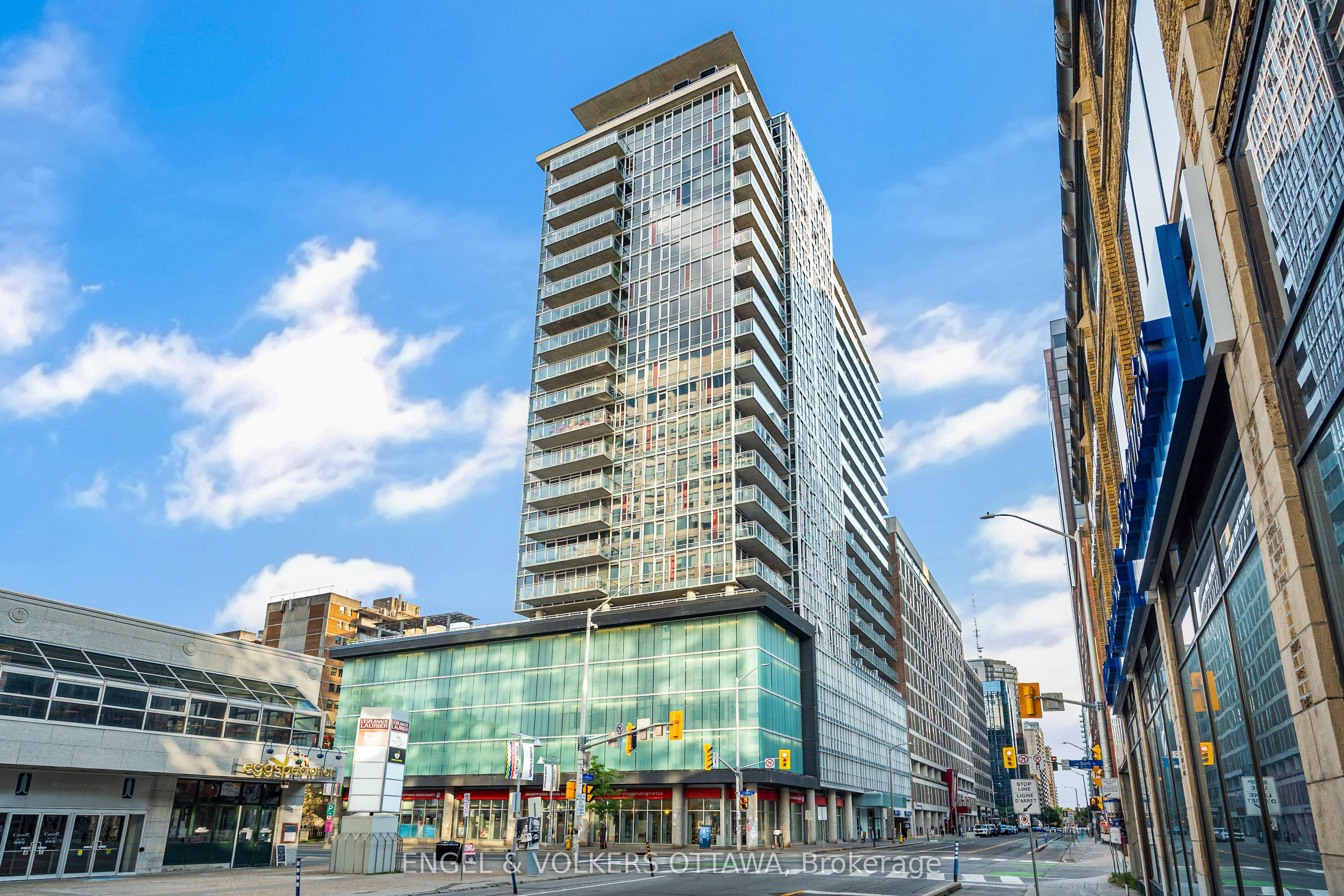 Architectural Masterpiece Meets Refined Urban Living