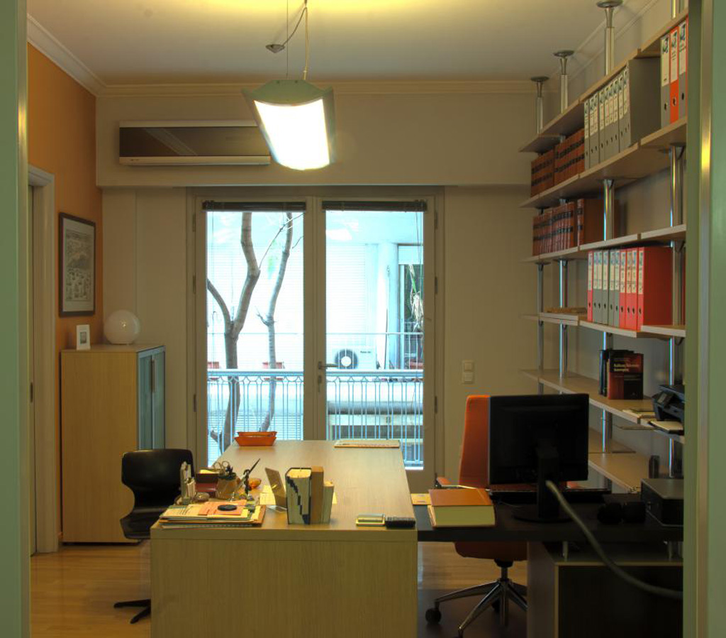 Stylish furnished apartment across the Parliament