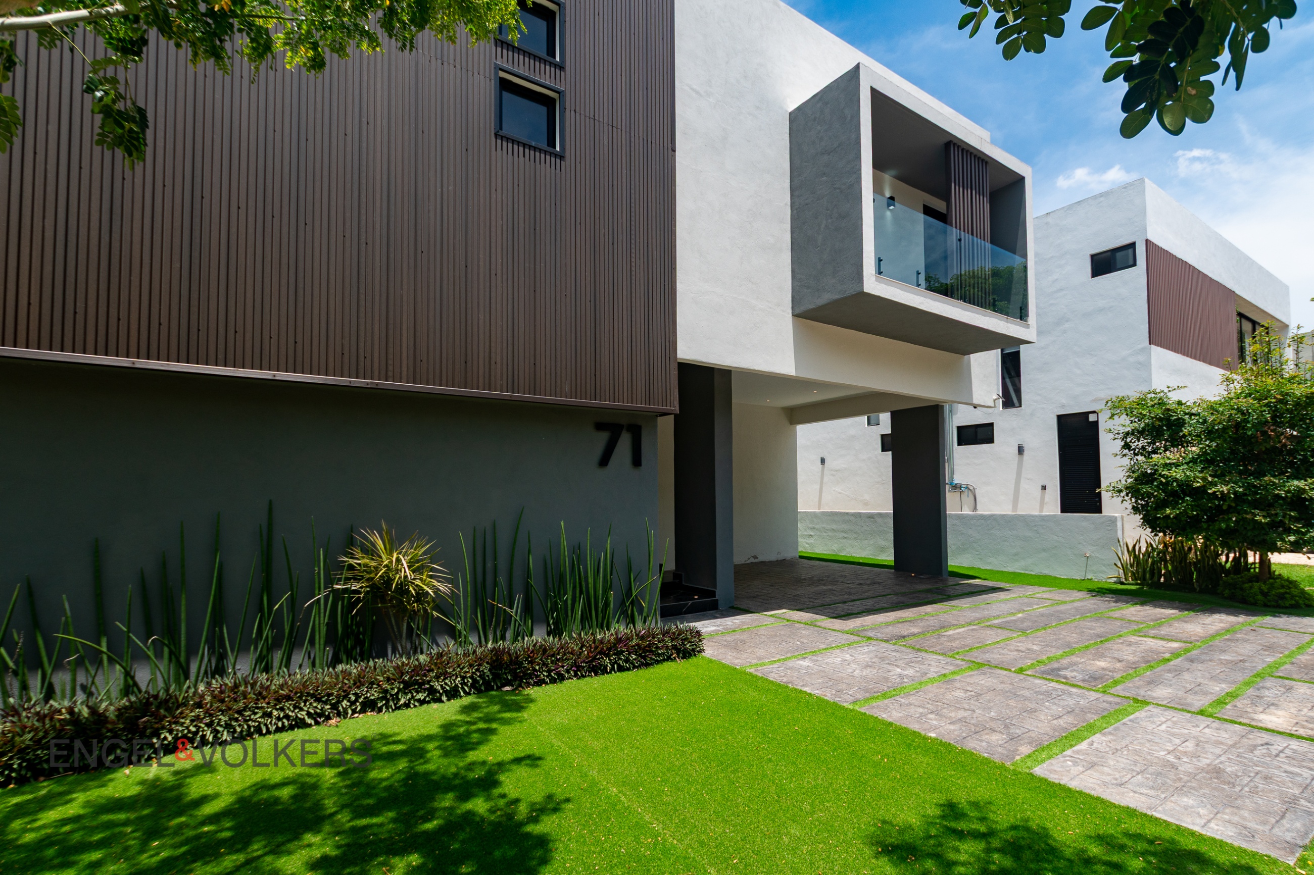 New Residence in Yucatán Country Club - OASIS