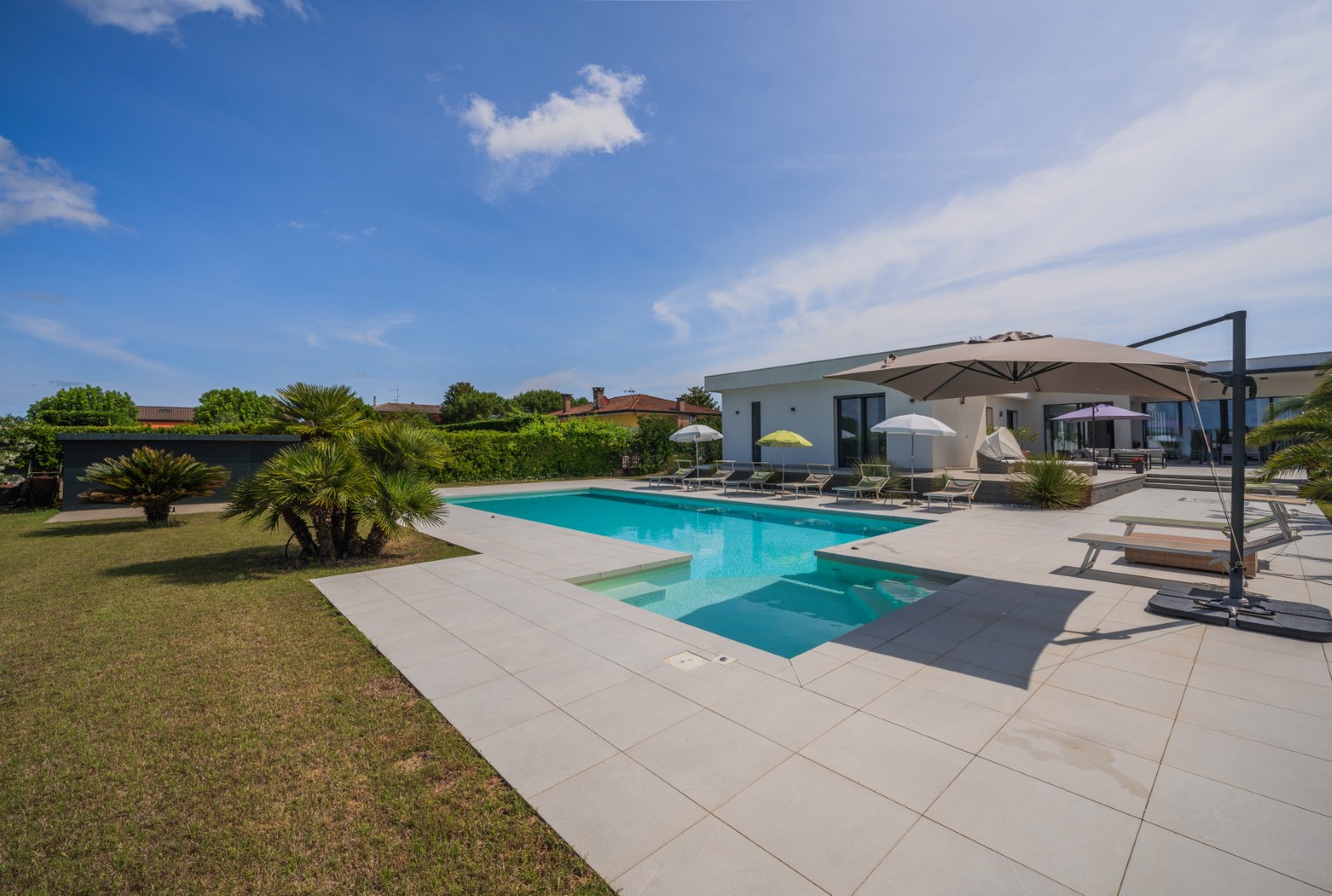 Spettacolare villa con piscina