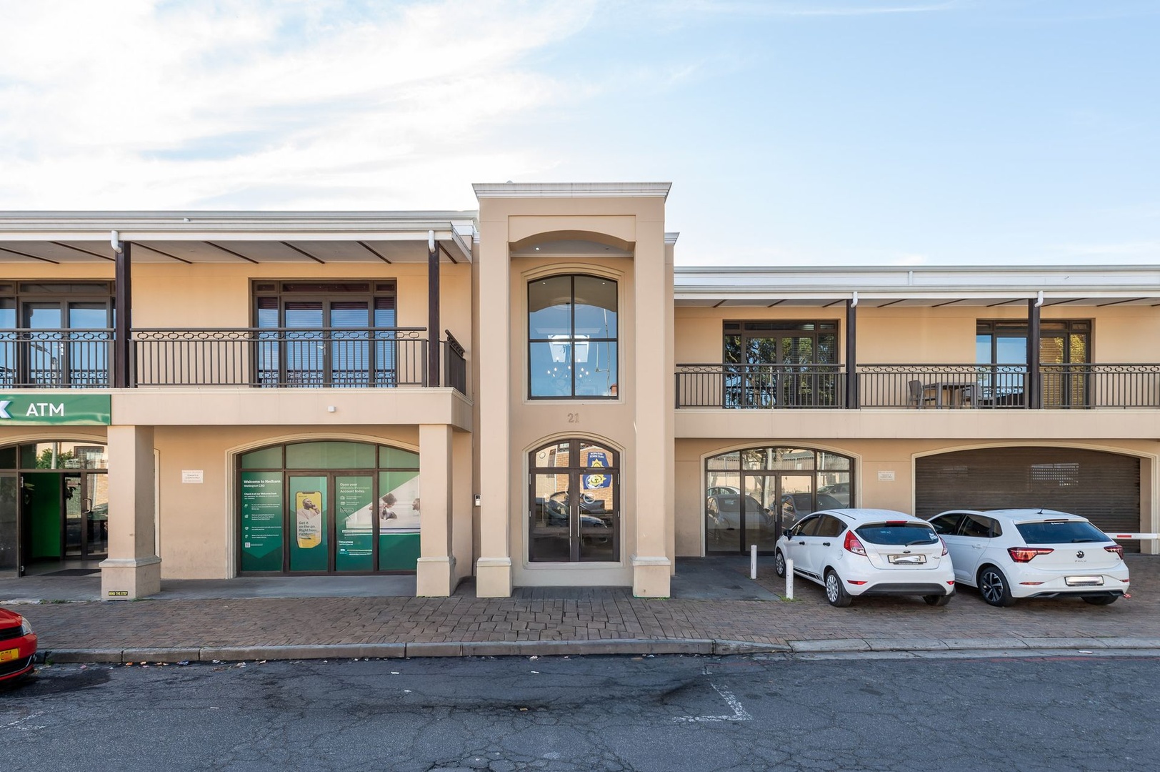 Commercial Rent: 48m² Shared Office Space in Wellington North