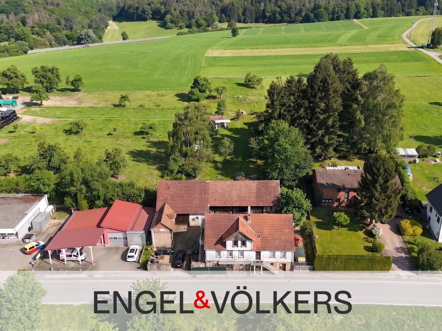 Historische Hofreite mit großem Grundstück & unverbaubarer Feldrandlage – Liebhaberprojekt oder einmalige Neubauchance