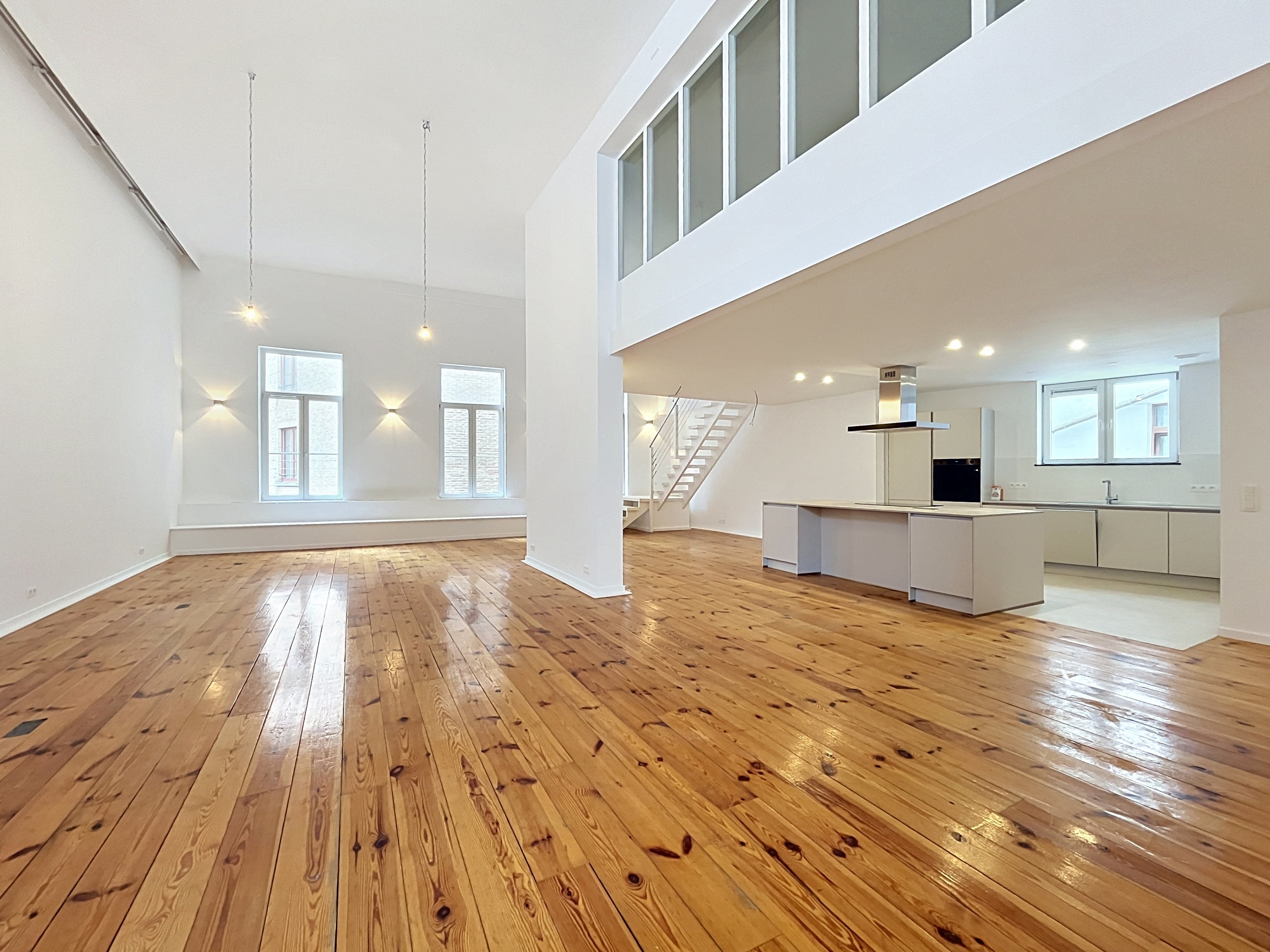 Volledig gerenoveerde loft