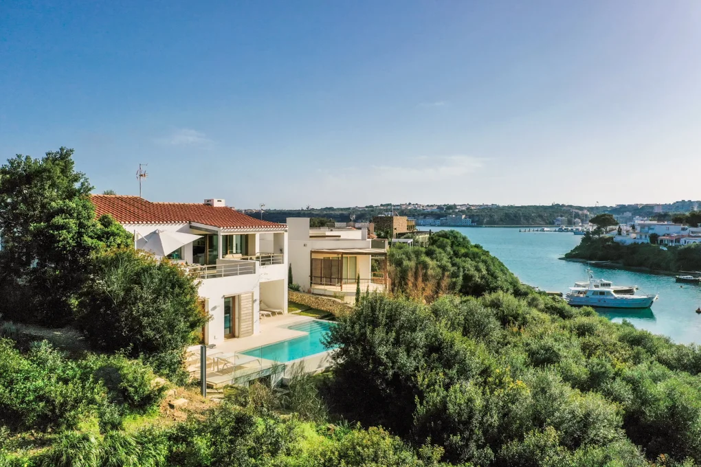 Holiday rental - Villa with pool and impressive views in Mahón Port, Menorca