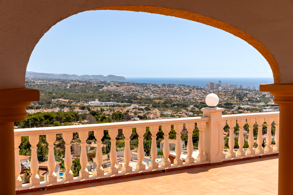 Villa with Spectacular Sea Views in Calpe