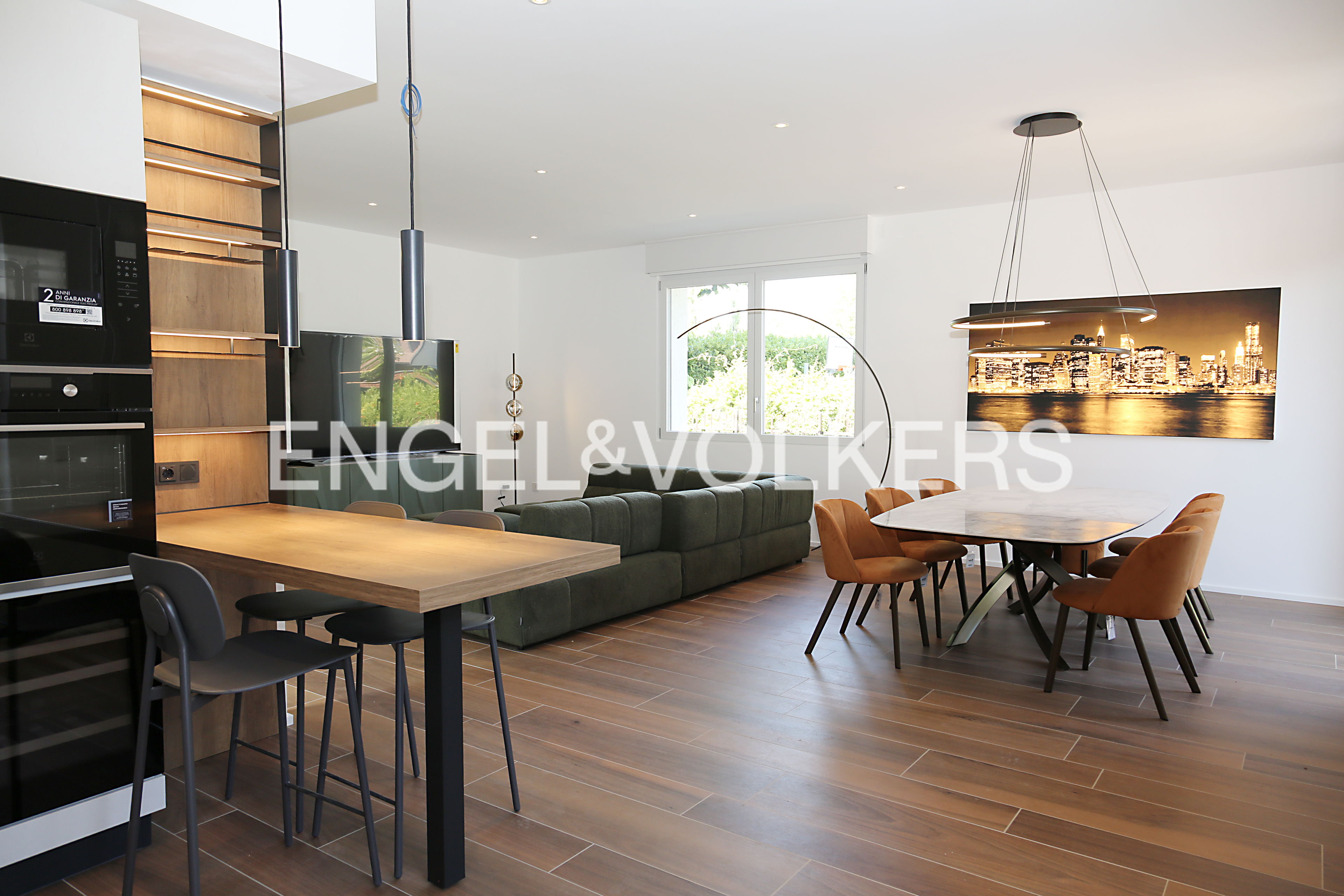 Single-family Villa in Arese - Via Matteotti 40