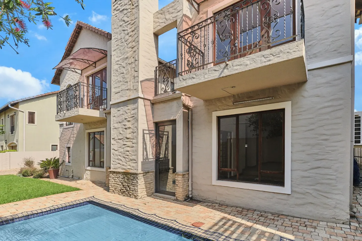 Broadacres Country Estate (25).jpg