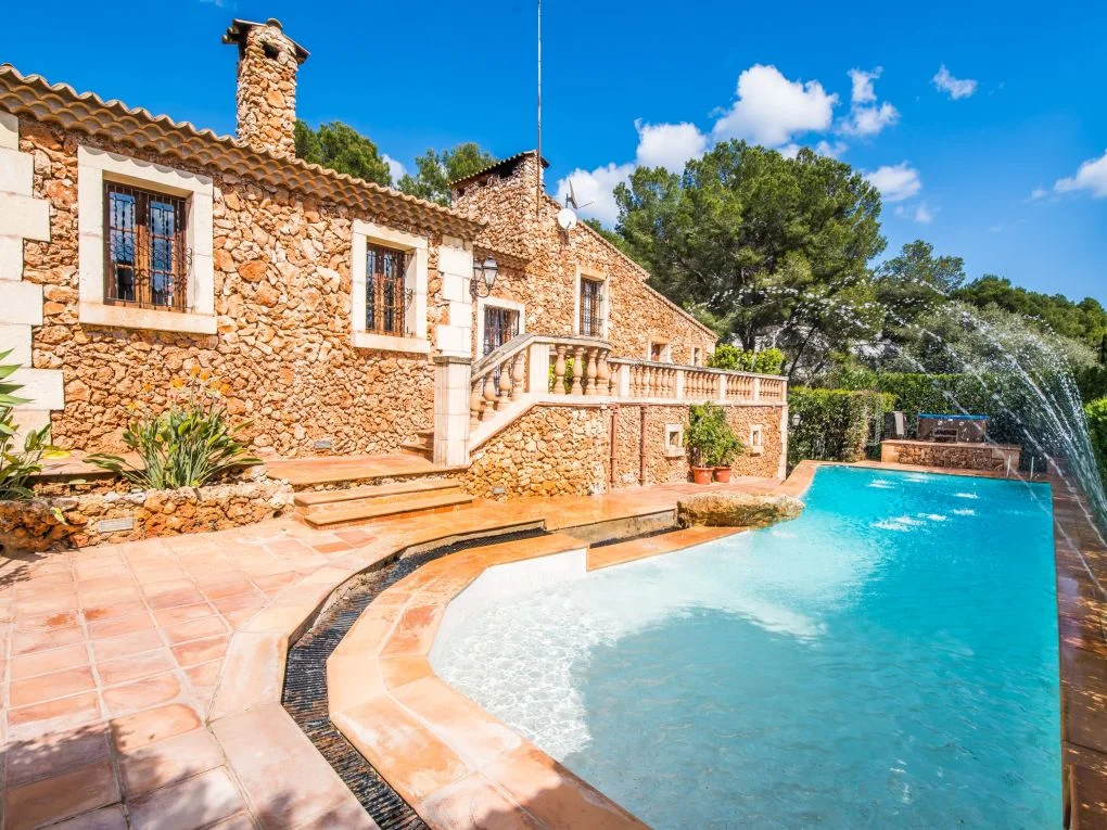 Mallorcan style villa near the beach in Costa de los Pinos