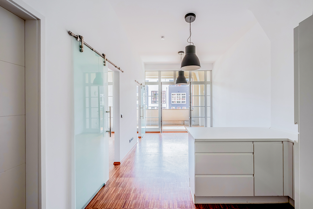 Urban retreat in the Bottle Tower: Monumental living on Stralau