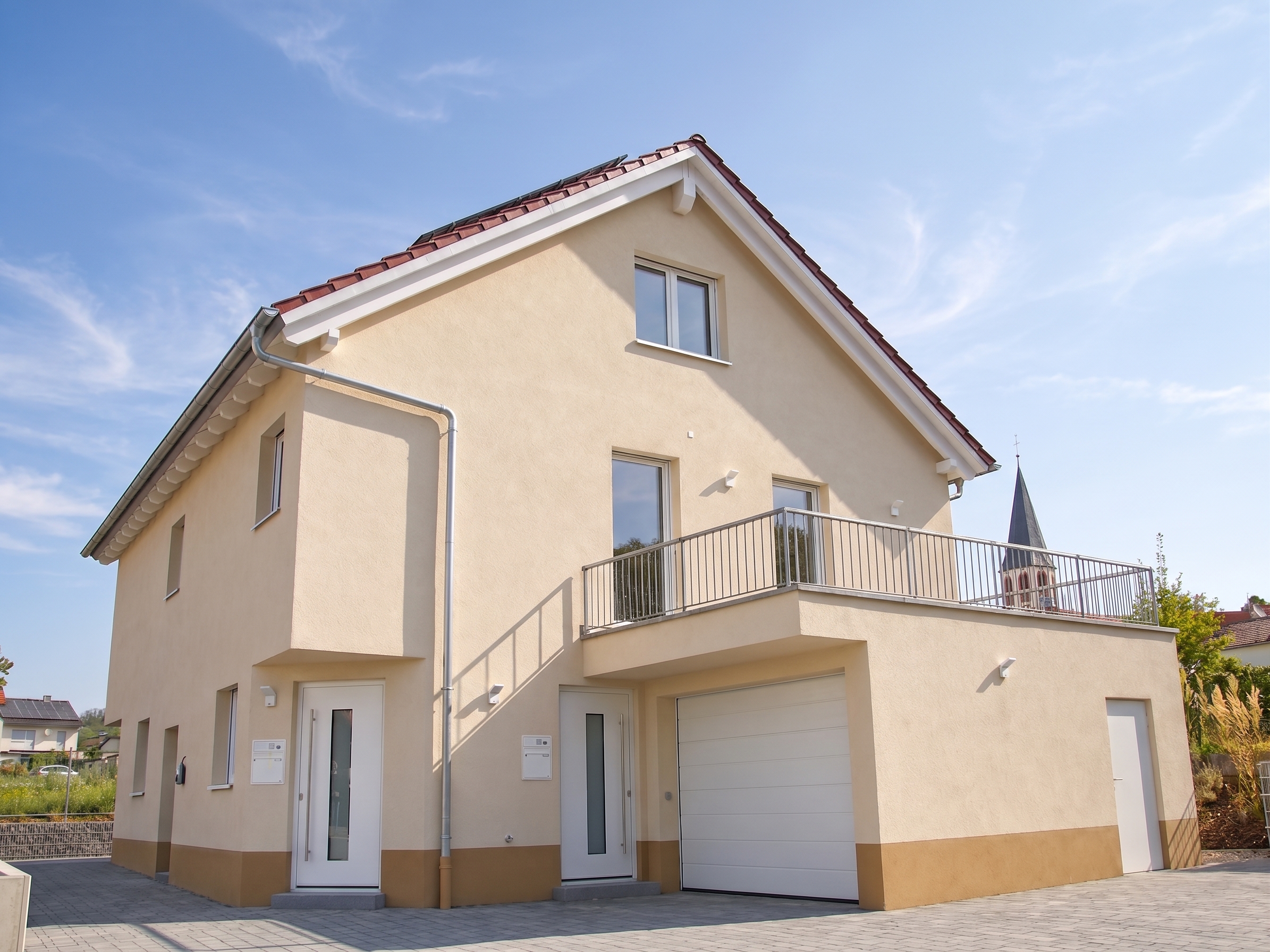 Zwei Wohneinheiten, ein Zuhause: Exklusiver Neubau in ruhiger Lage von Malsch