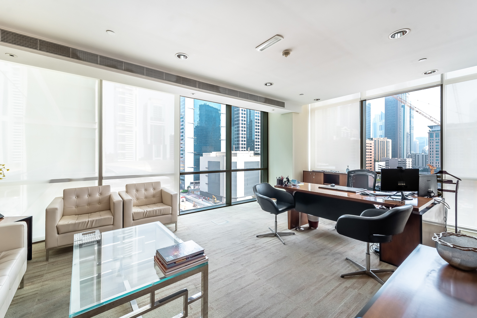 Corner Unit I Conference Room I 2 Parking