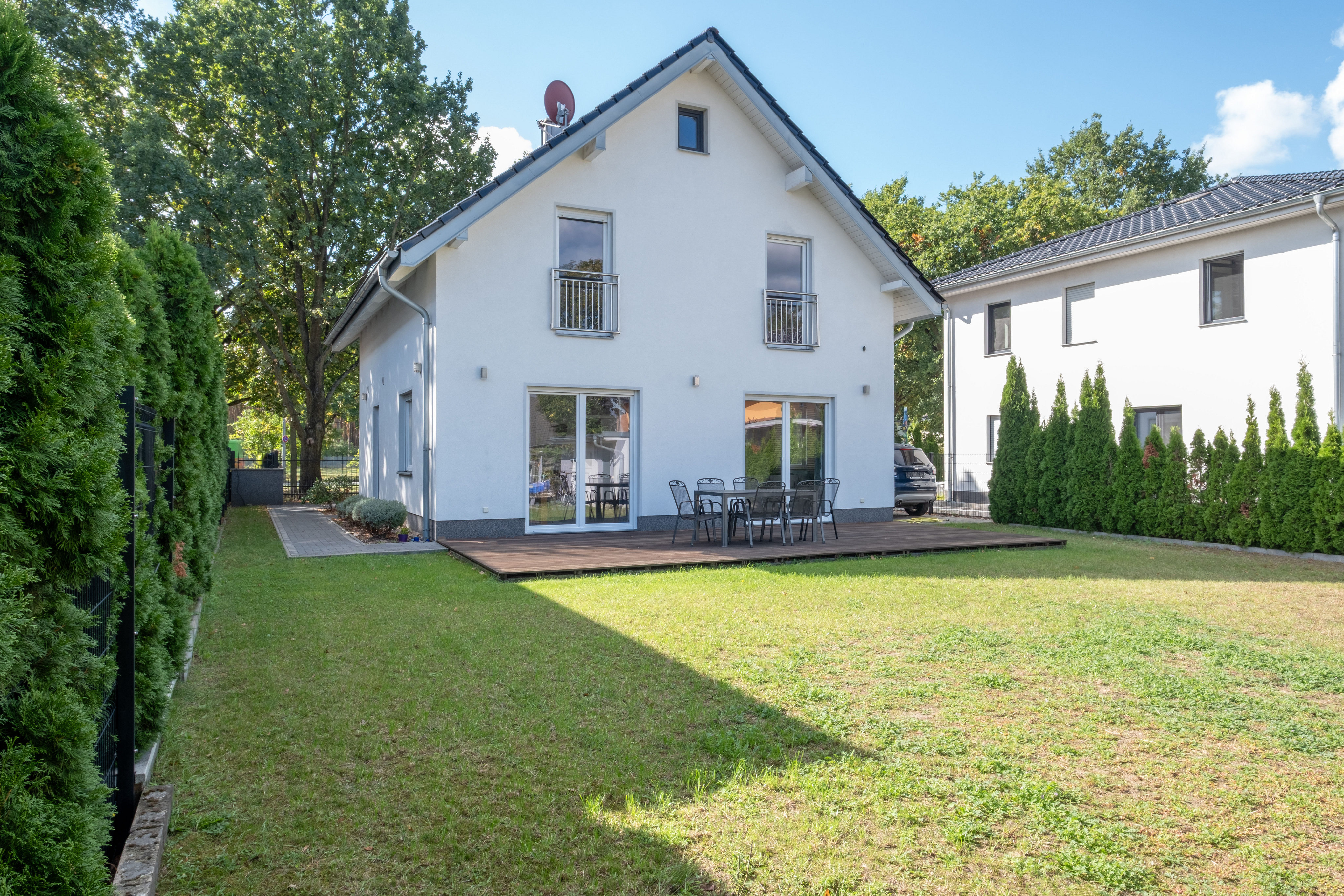 Charmantes Einfamilienhaus mit Garten und großer Terrasse in Staaken
