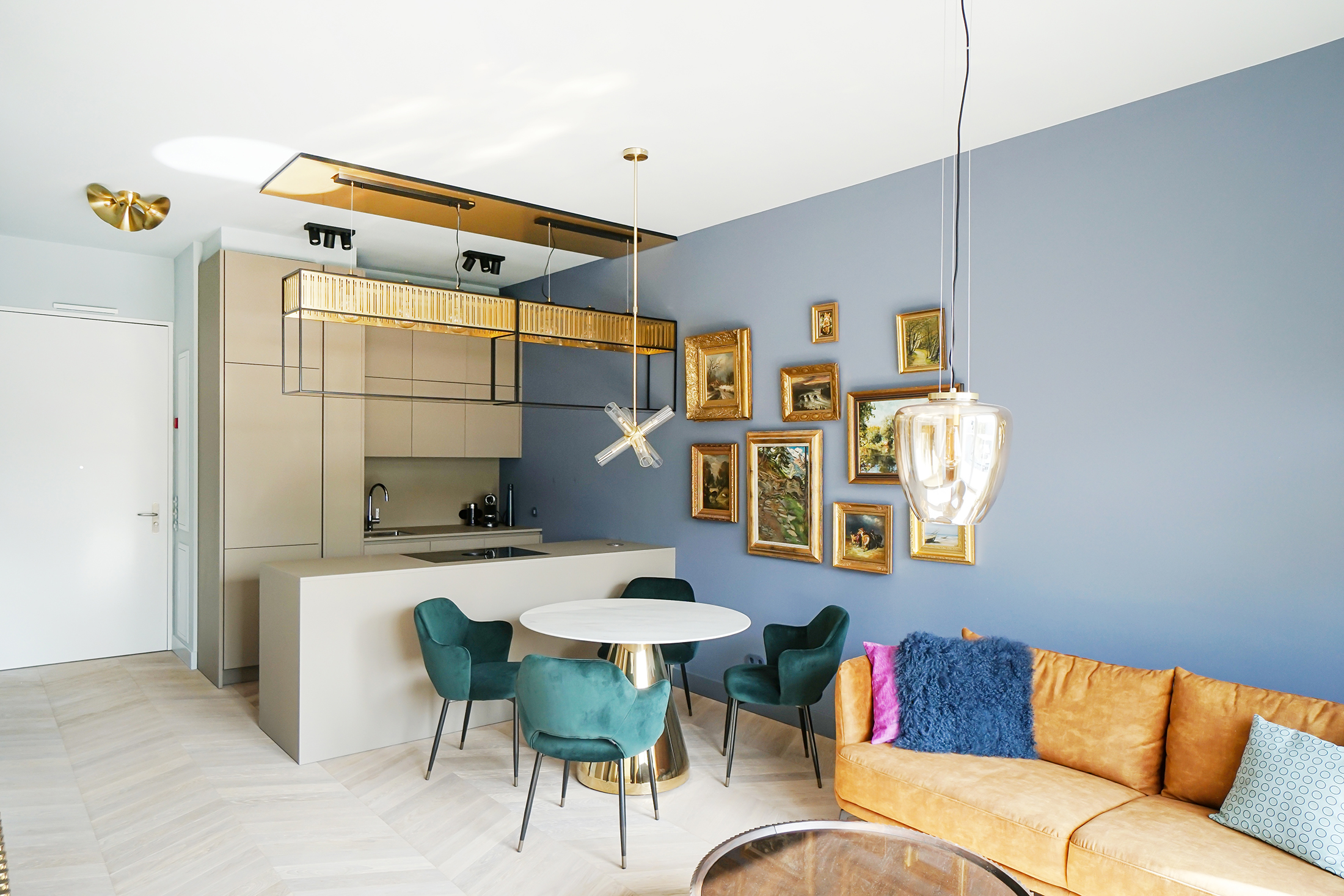 Lifestyle AM TACHELES: stilvoll möbliertes Designer-Apartment von Herzog & de Meuron