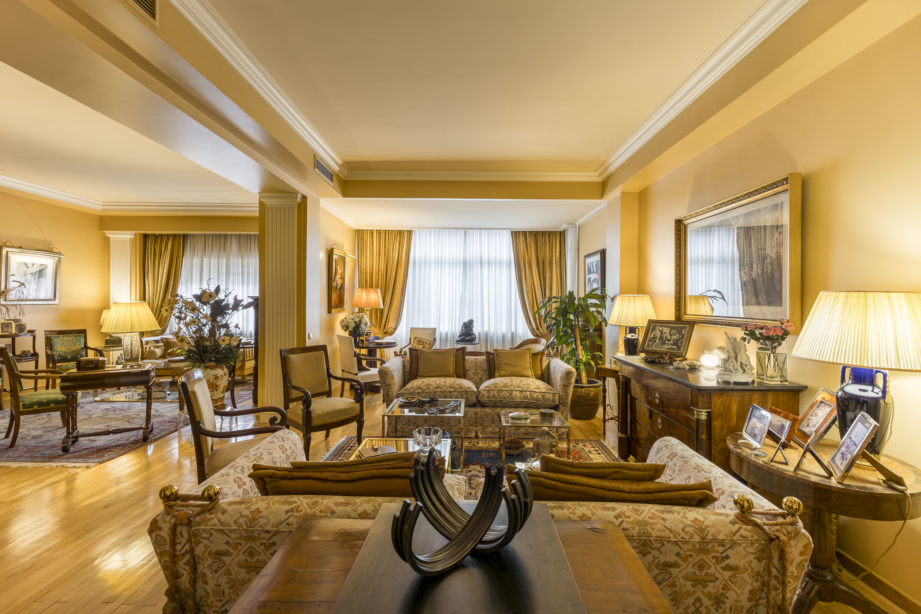Spacious stately home in Cuzco-Castillejos