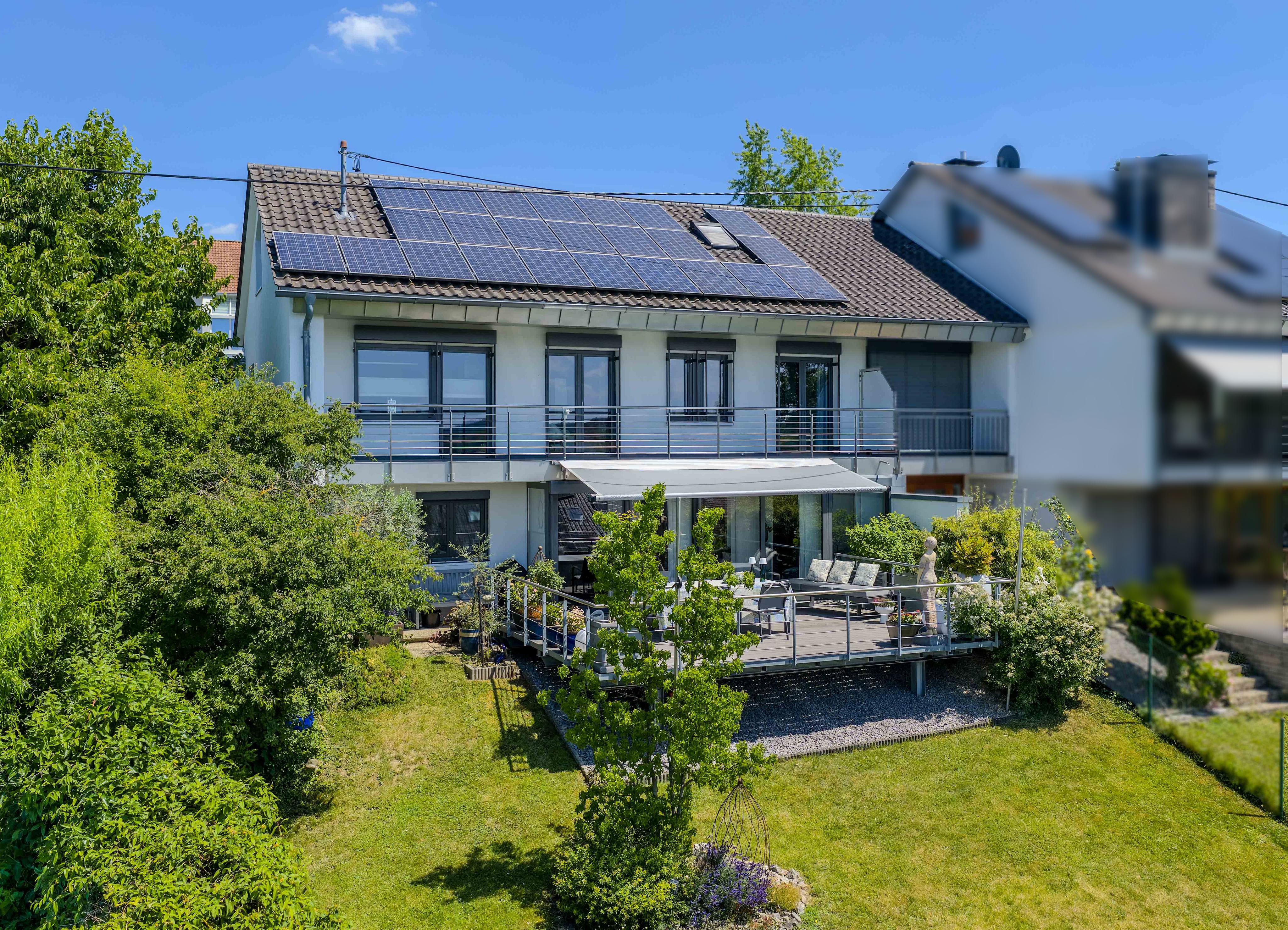 Modernes Doppelhaus mit Energieklasse A – umfassend saniert, technisch auf höchstem Niveau