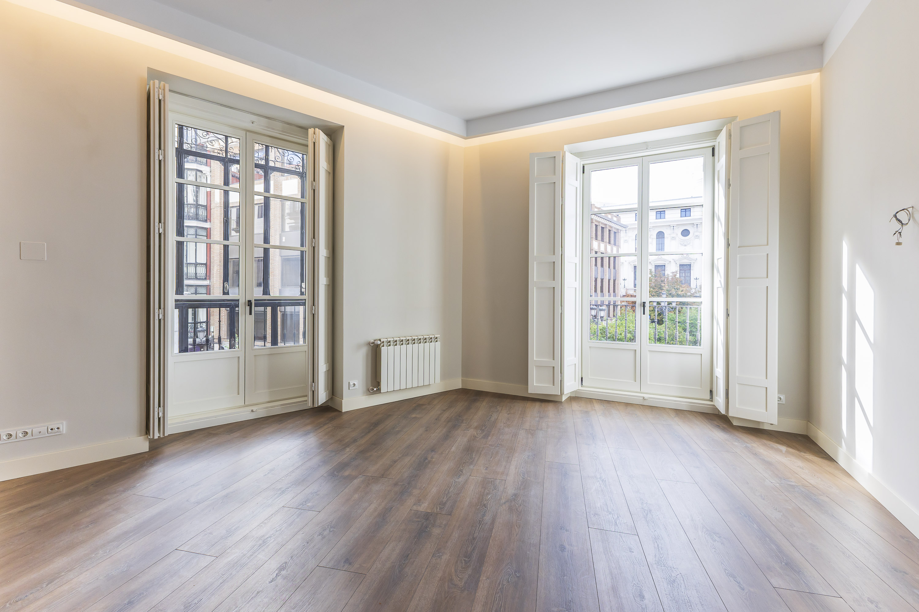 Espectacular piso con 6 balcones y mirador en el centro de Madrid