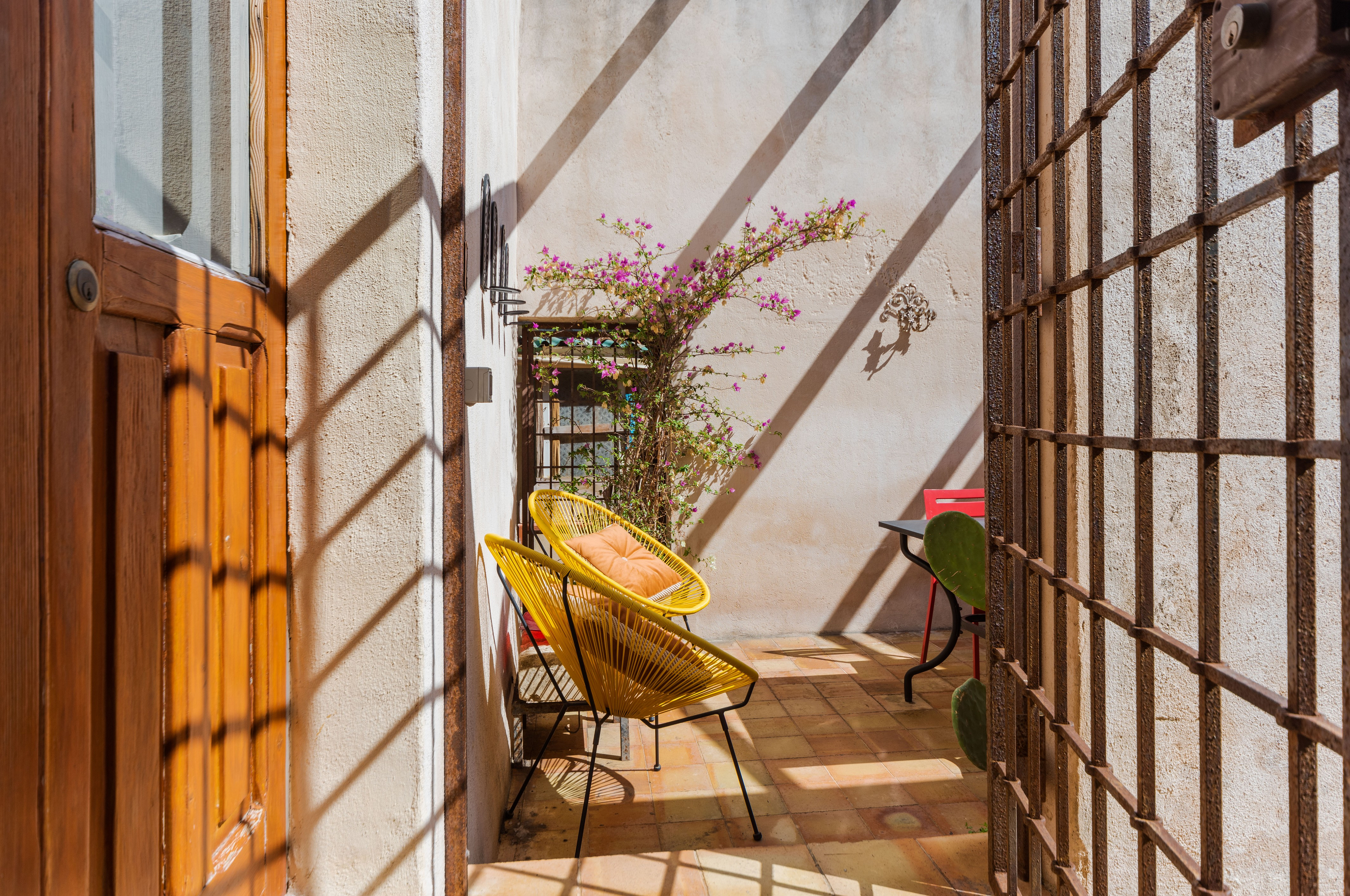A rare expression of elegance in the heart of Noto
