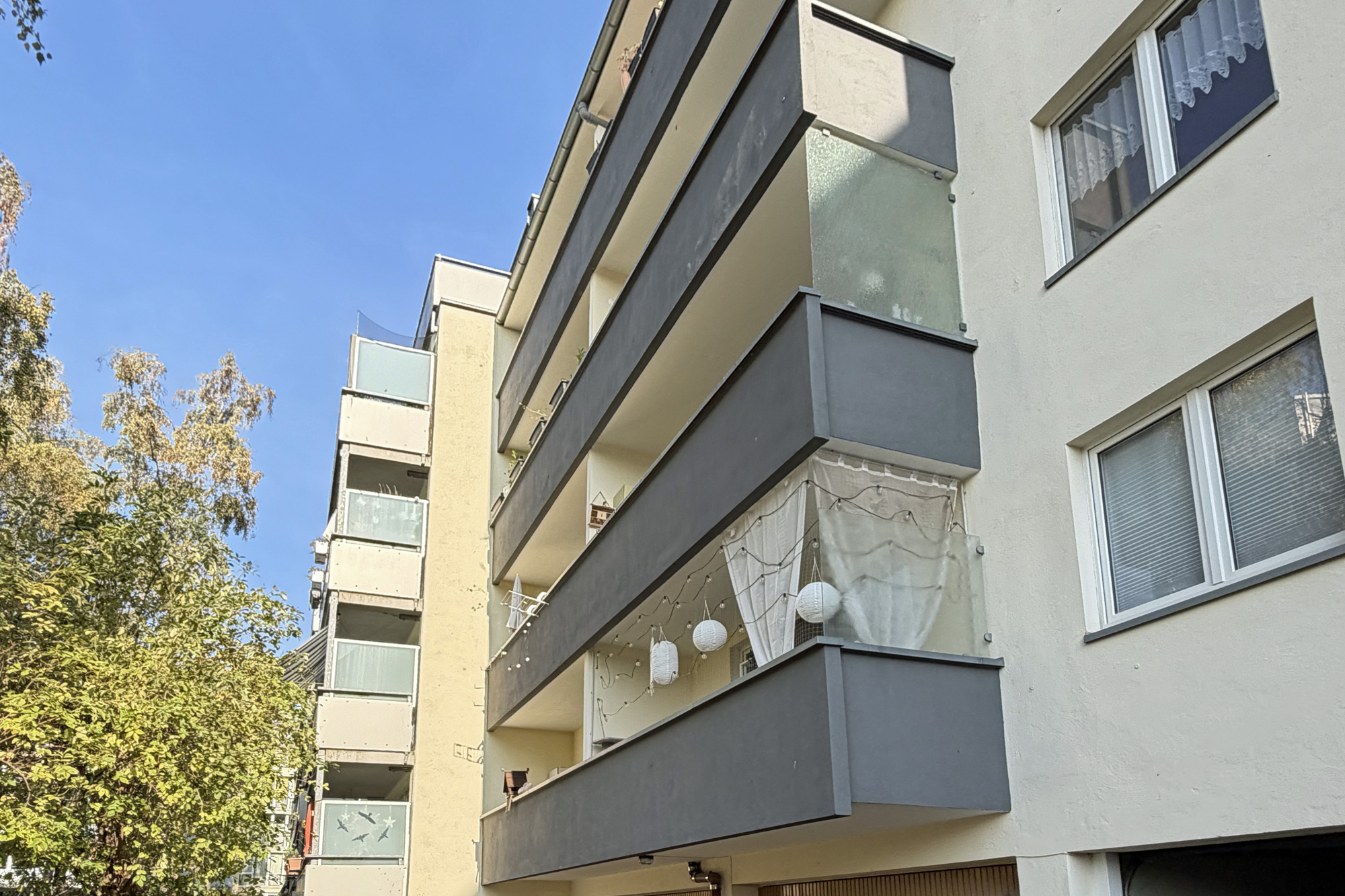 Mehrfamilienhaus