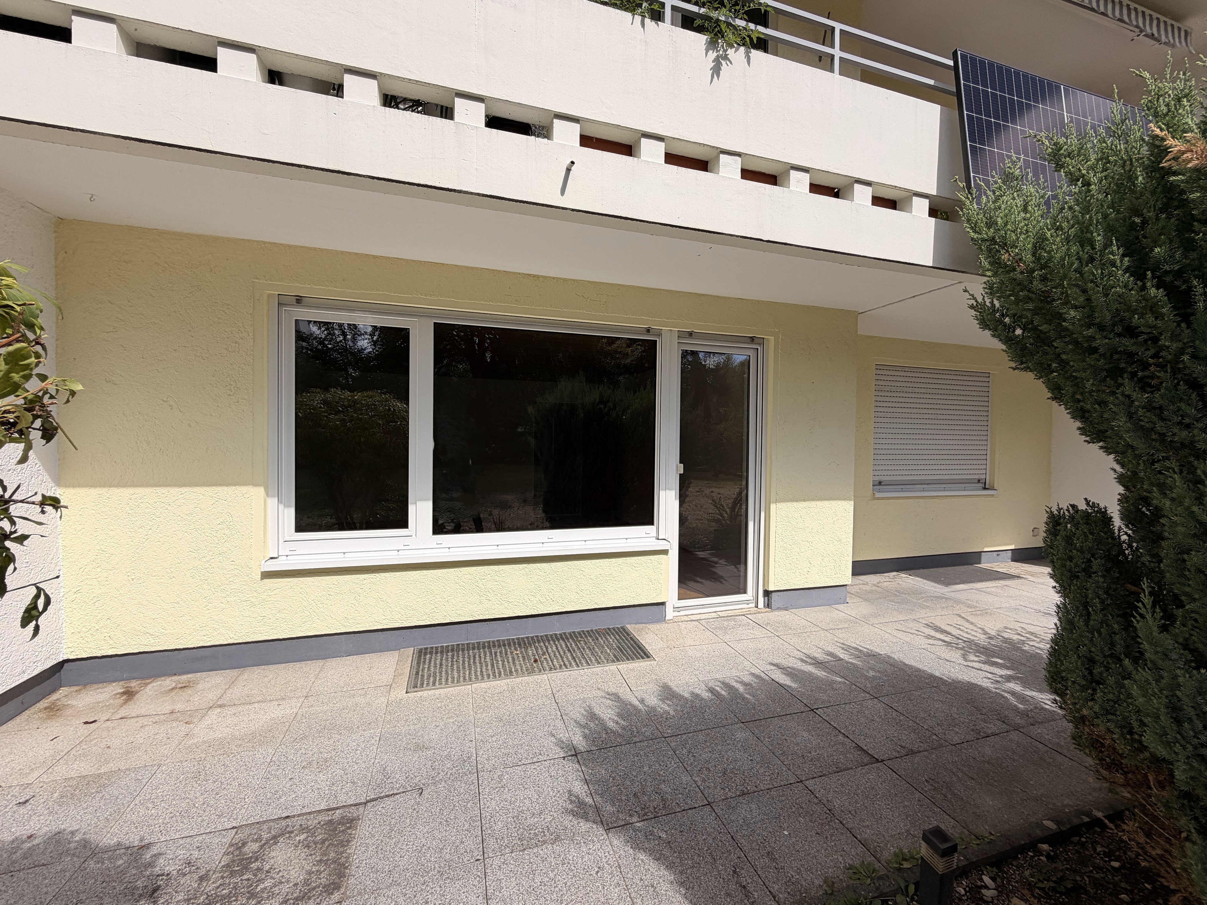 Stilvolle 2-Zimmer-Wohnung mit Terrasse und Tiefgarage in zentraler Lage von Memmingen – urbaner Komfort trifft Allgäuer Lebensqualität