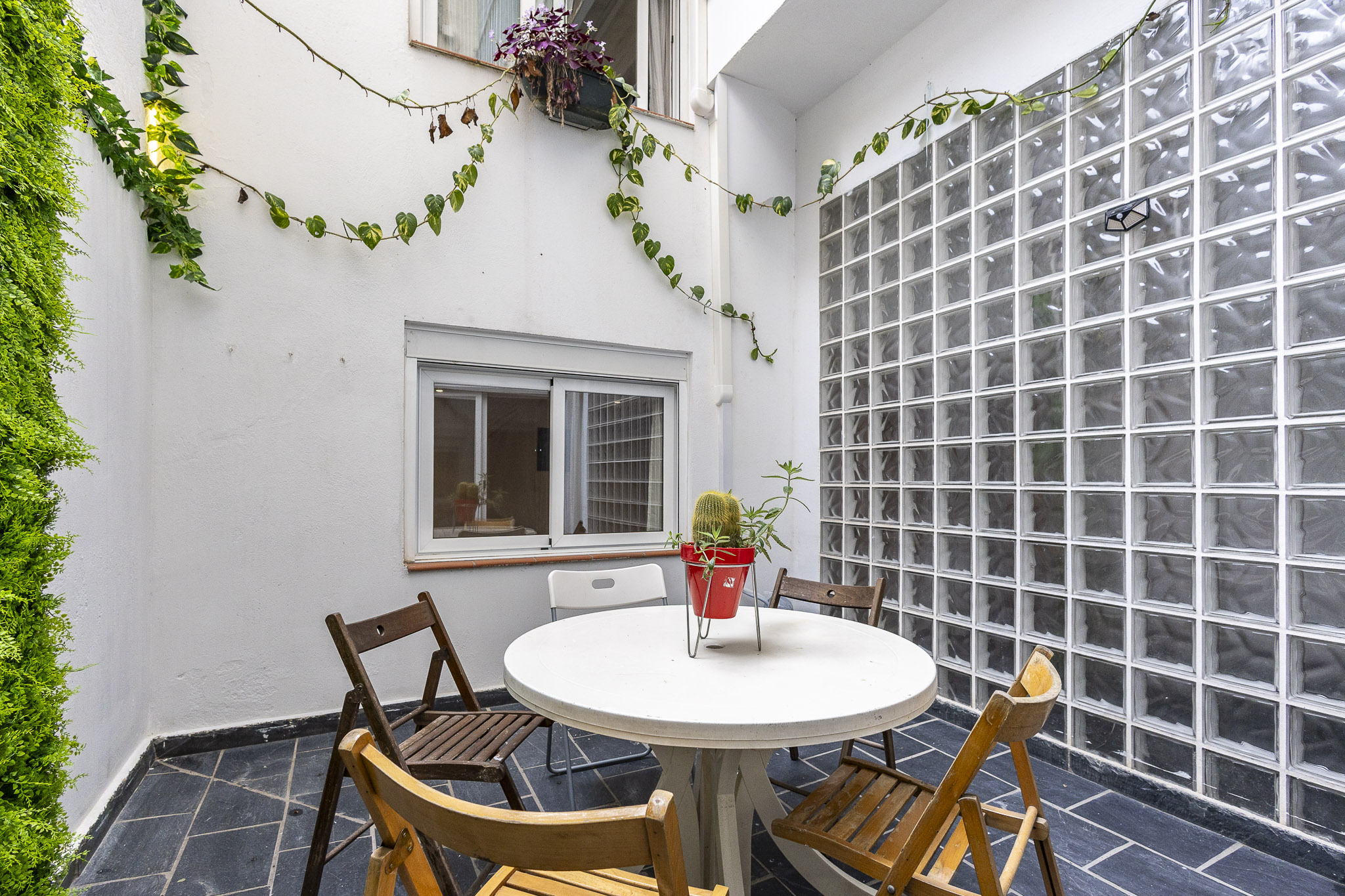 Ground floor in Poble Sec