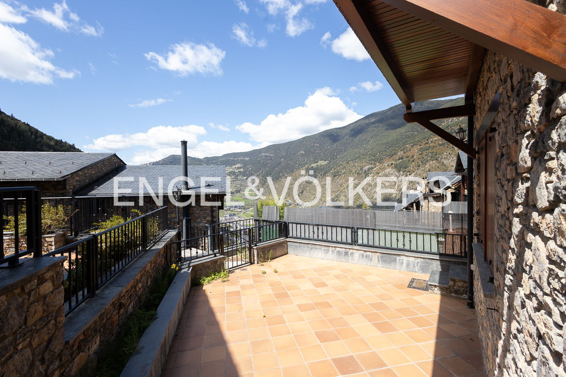 House with terraces in an exceptional setting in Encamp