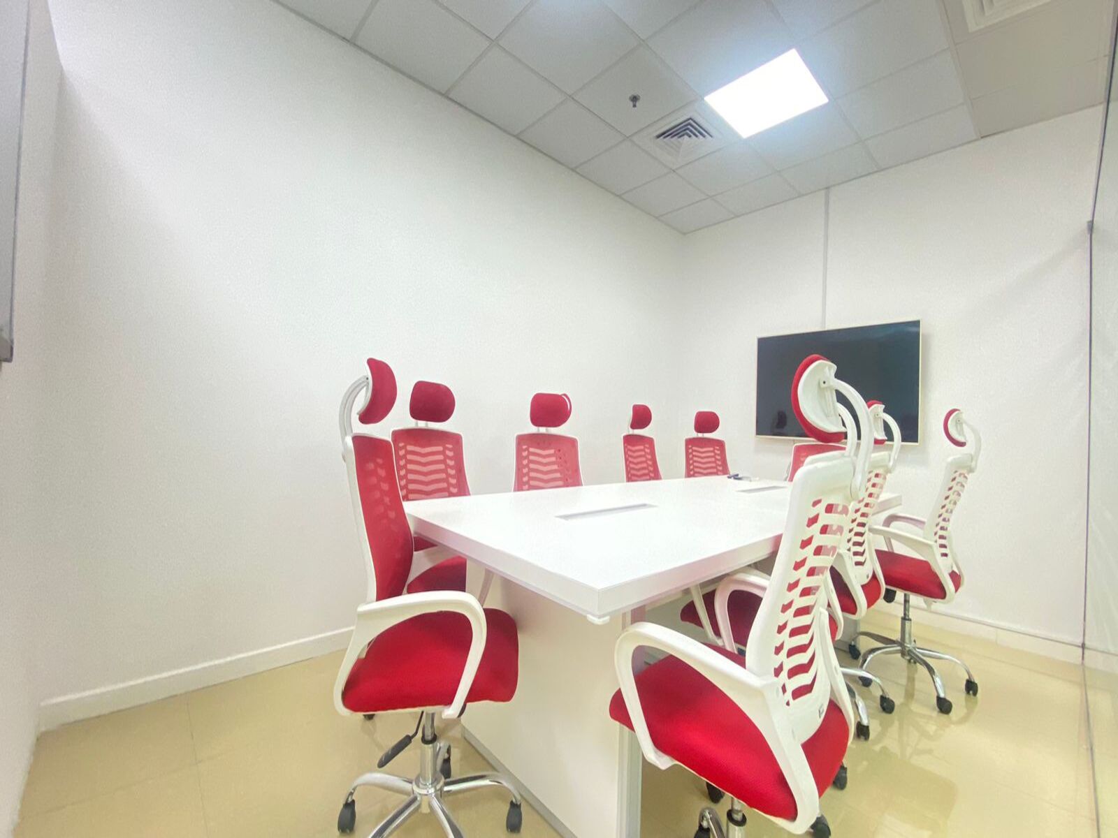 Furnished | Canal View | Available 15th July