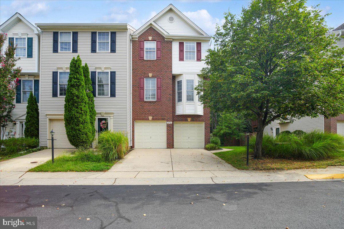 Comfort, Space & Convenience in River Oaks