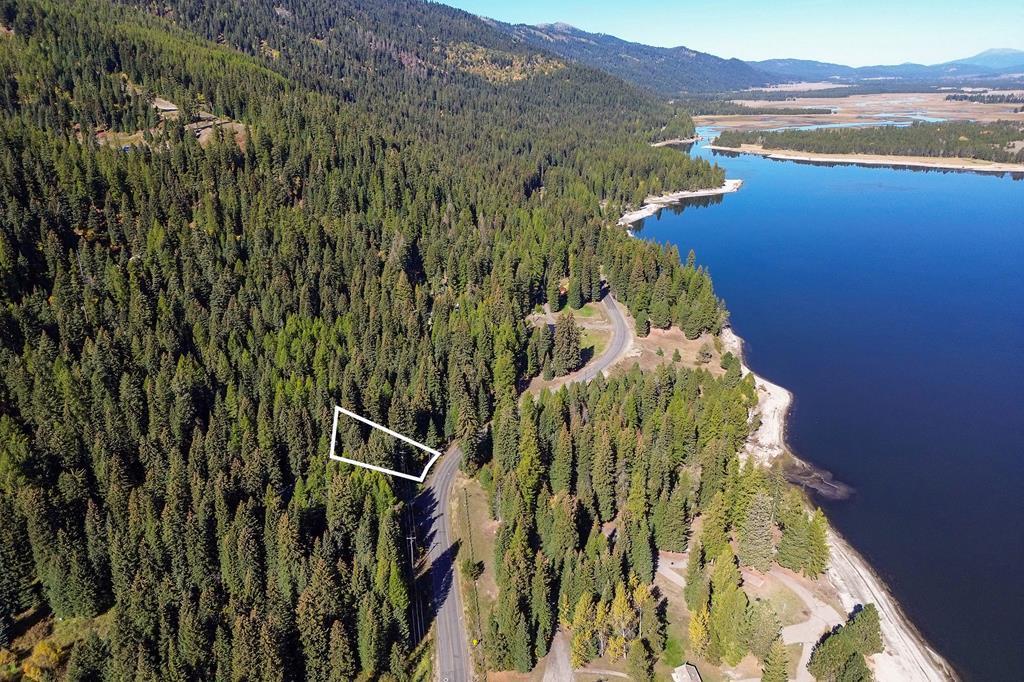 Escape to the Mountains Just Minutes From Tamarack Resort