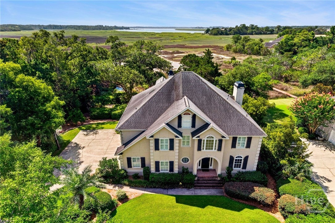 Unparalleled Marsh front Living on Whitemarsh Island