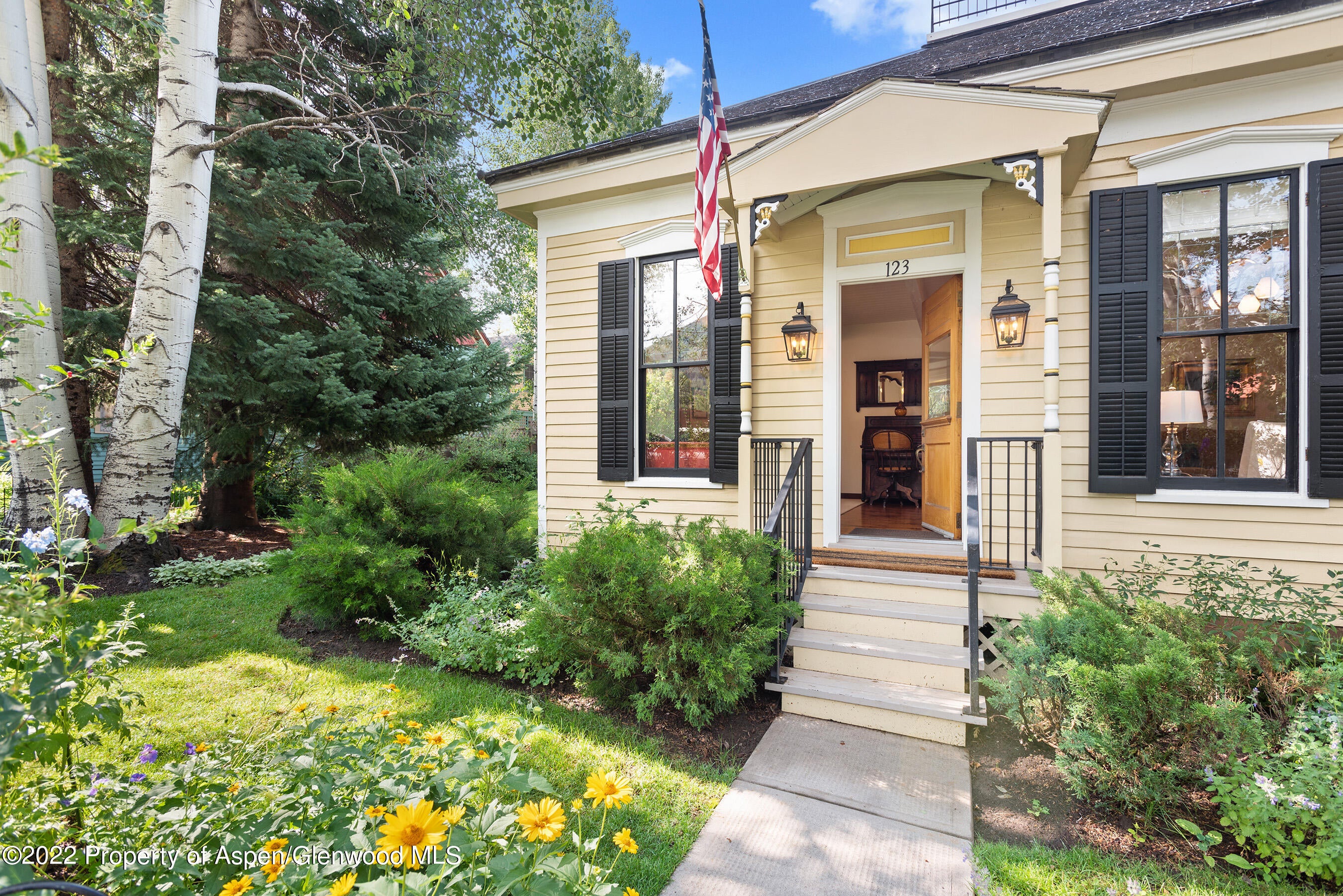 Historic Cottage in Aspen's West End