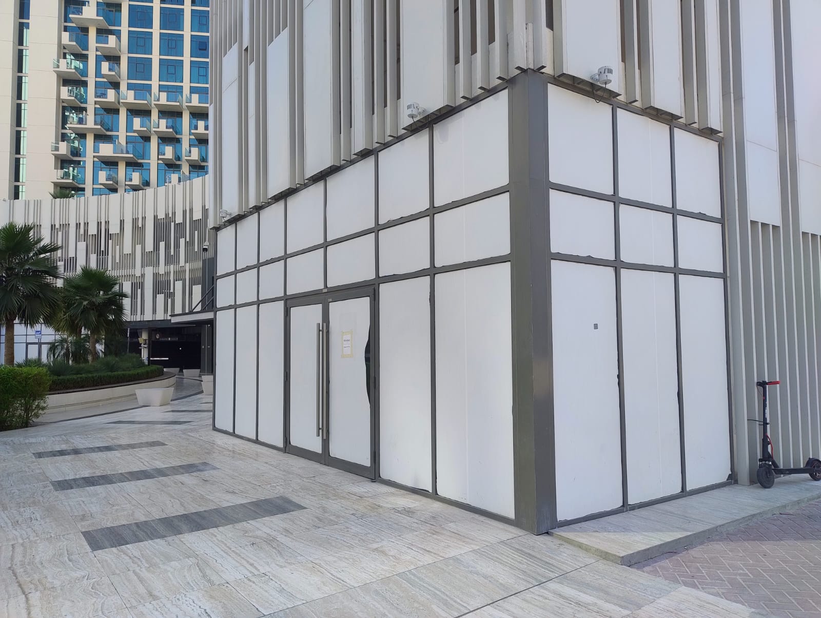 Prime Location. F&B Unit. Vacant