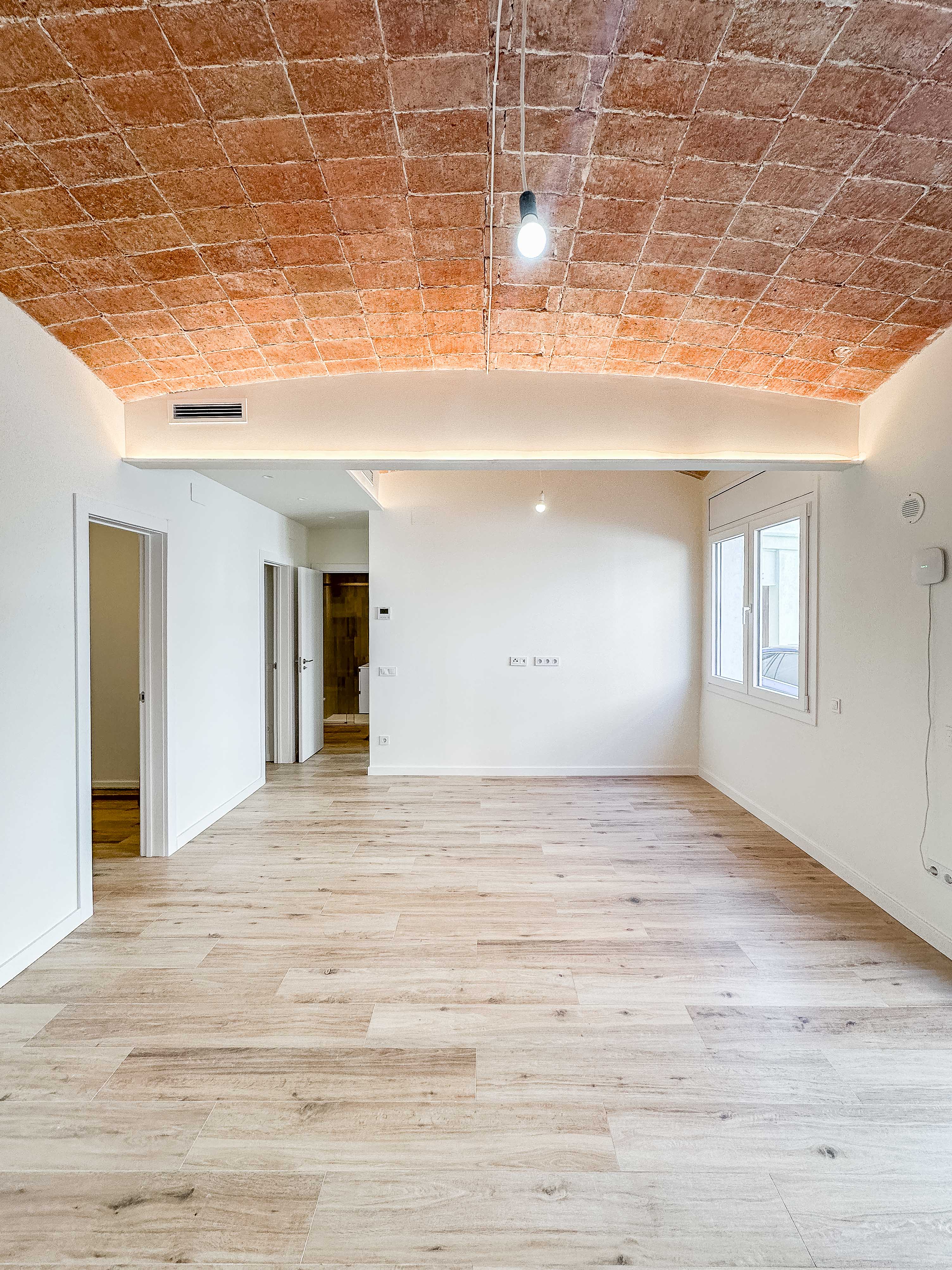 Cozy ground-floor apartment just a few meters from the beach