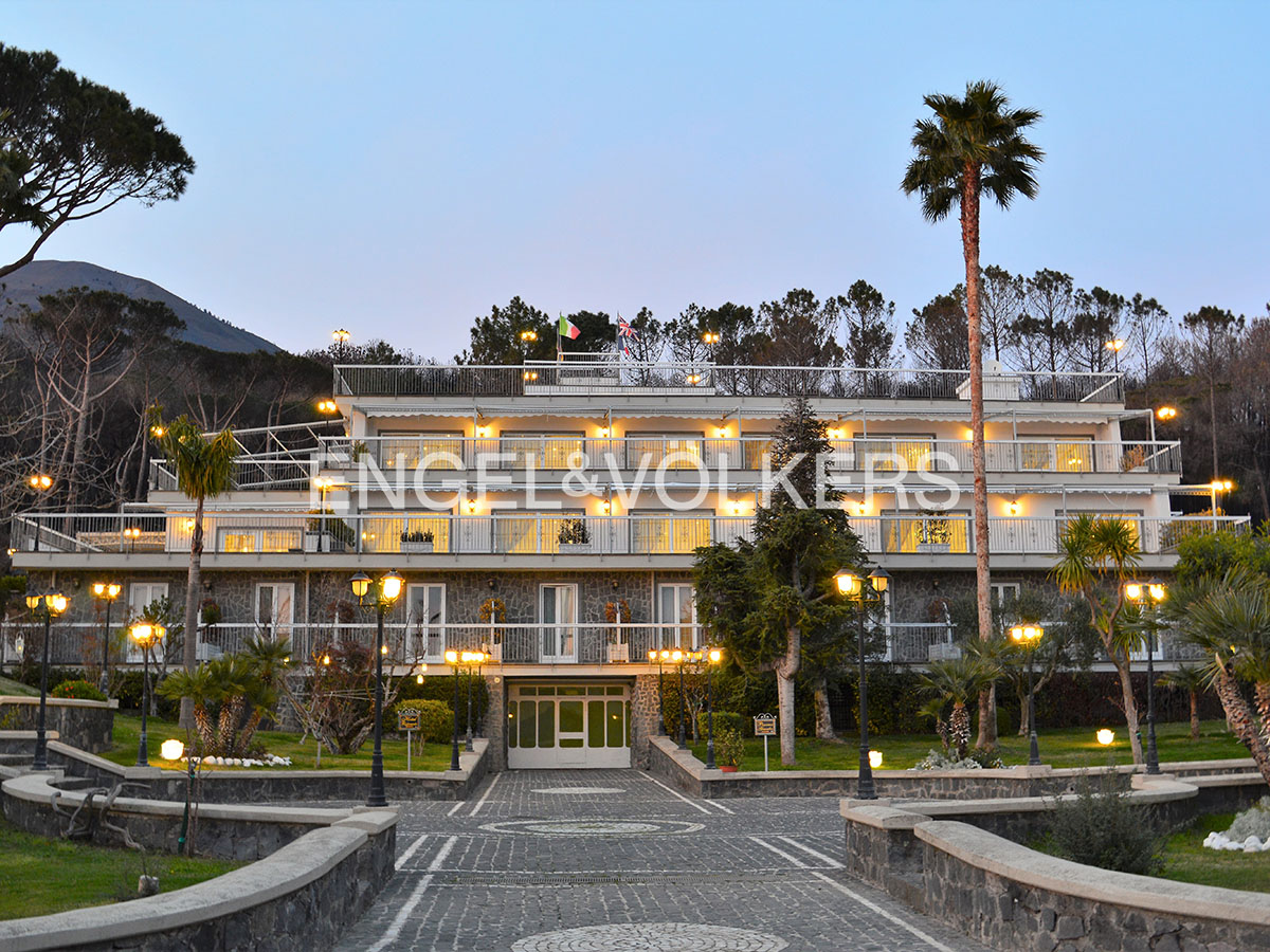 Exclusive Boutique Hotel in Mount Vesuvius National Park