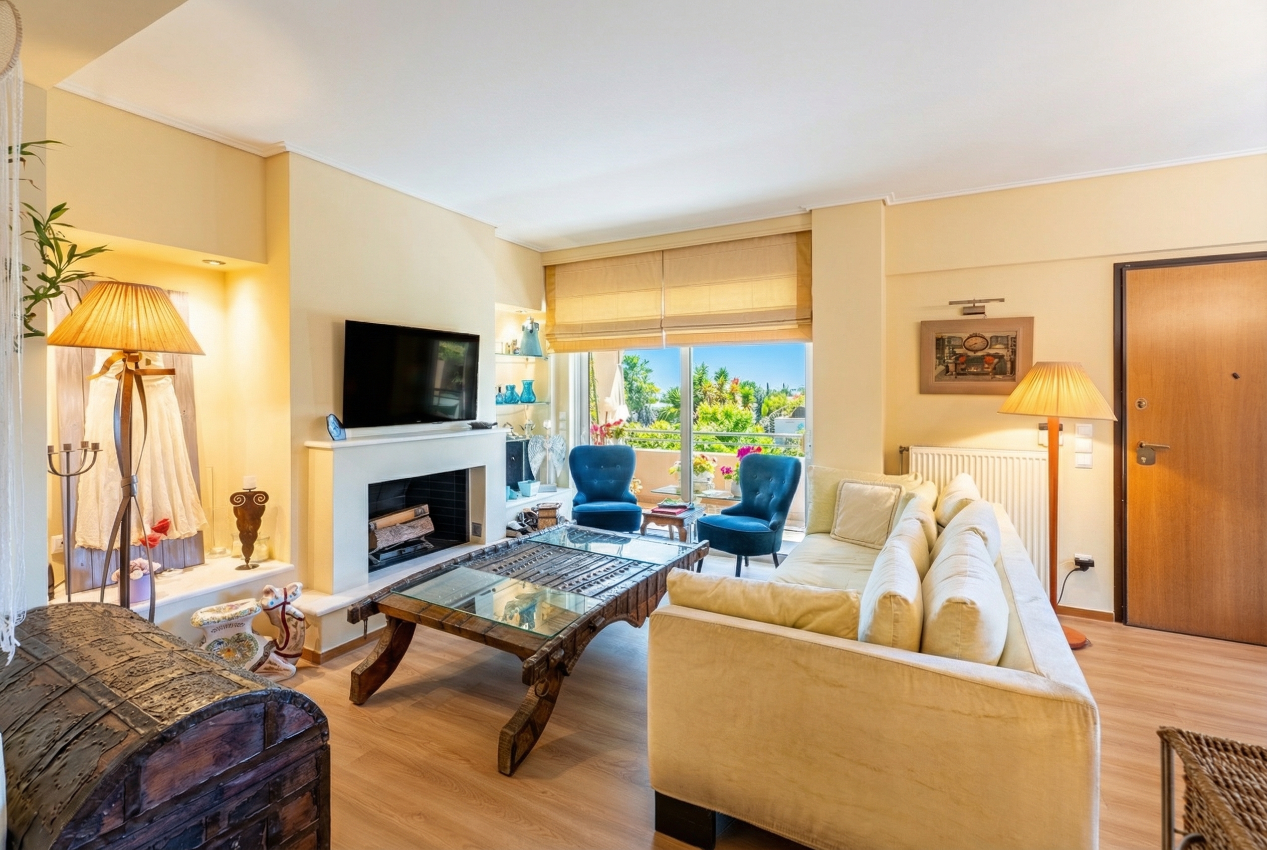 Exceptional ground-floor maisonette with a spacious yard [AI-modified]