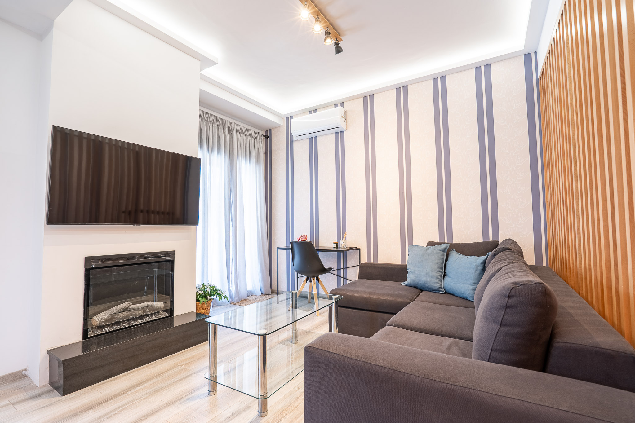 Luxury 7th-floor penthouse in the center of Athens