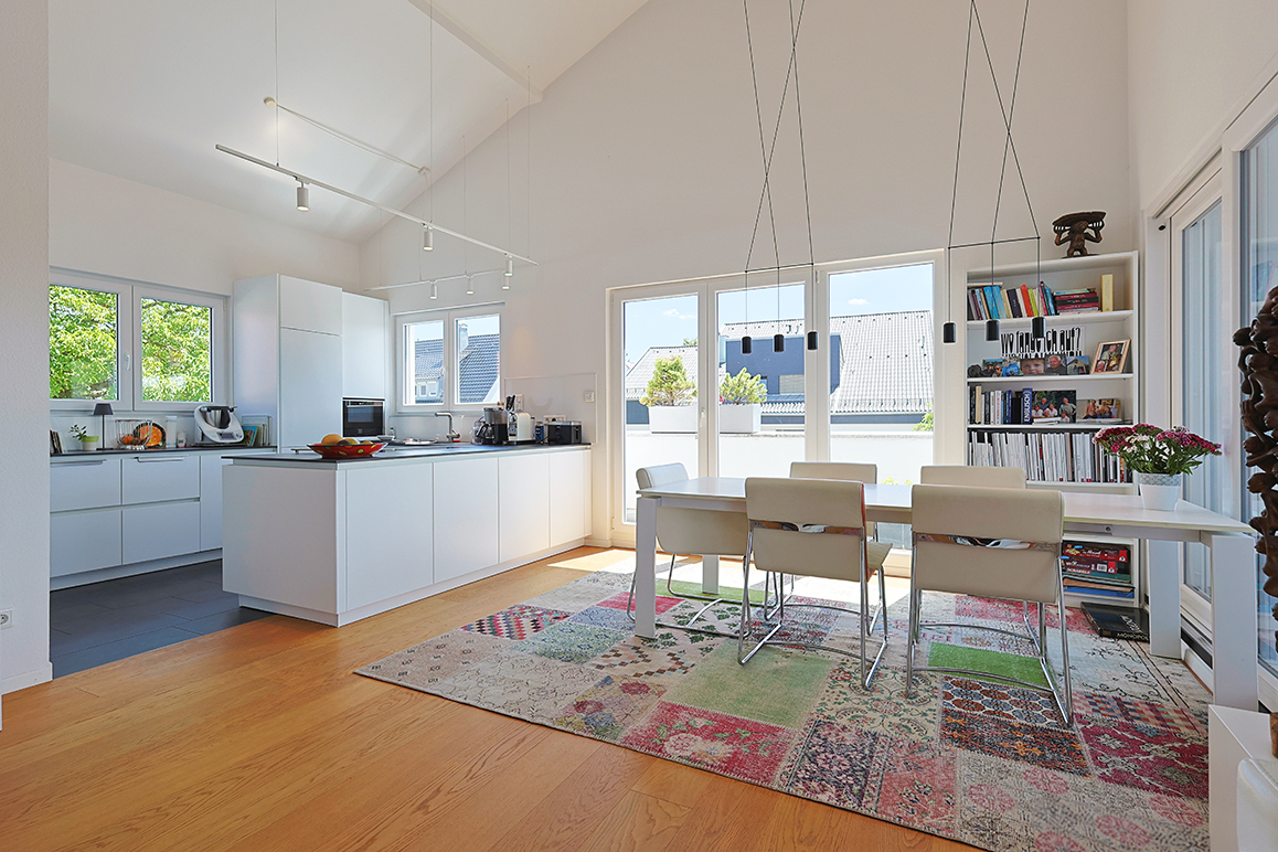 Stilvolles Penthouse mit beeindruckender Raumhöhe und Sonnenterrasse mit Weitsicht