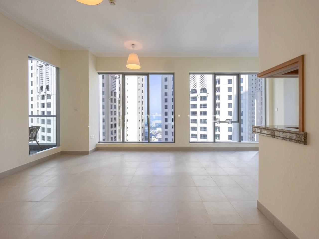 Unfurnished | Marina Promenade | Emaar Community