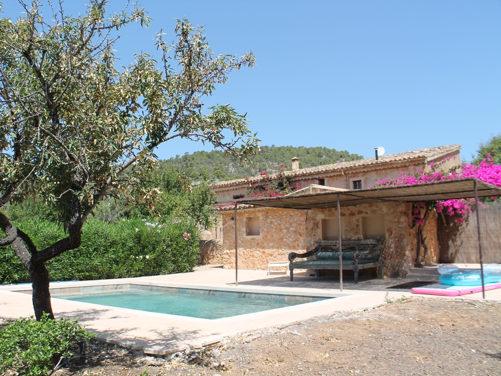 Fantastic finca with 3 residential units - a very unique property