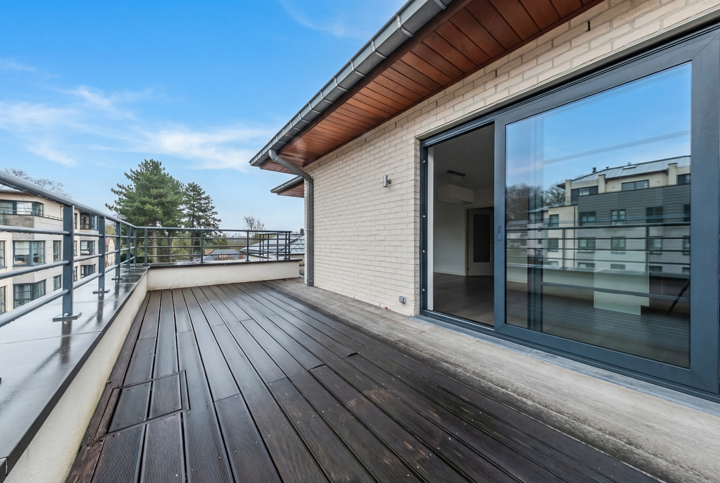 Bright 2-bedroom apartment with terrace near the Mellaerts Ponds [AI-modified]