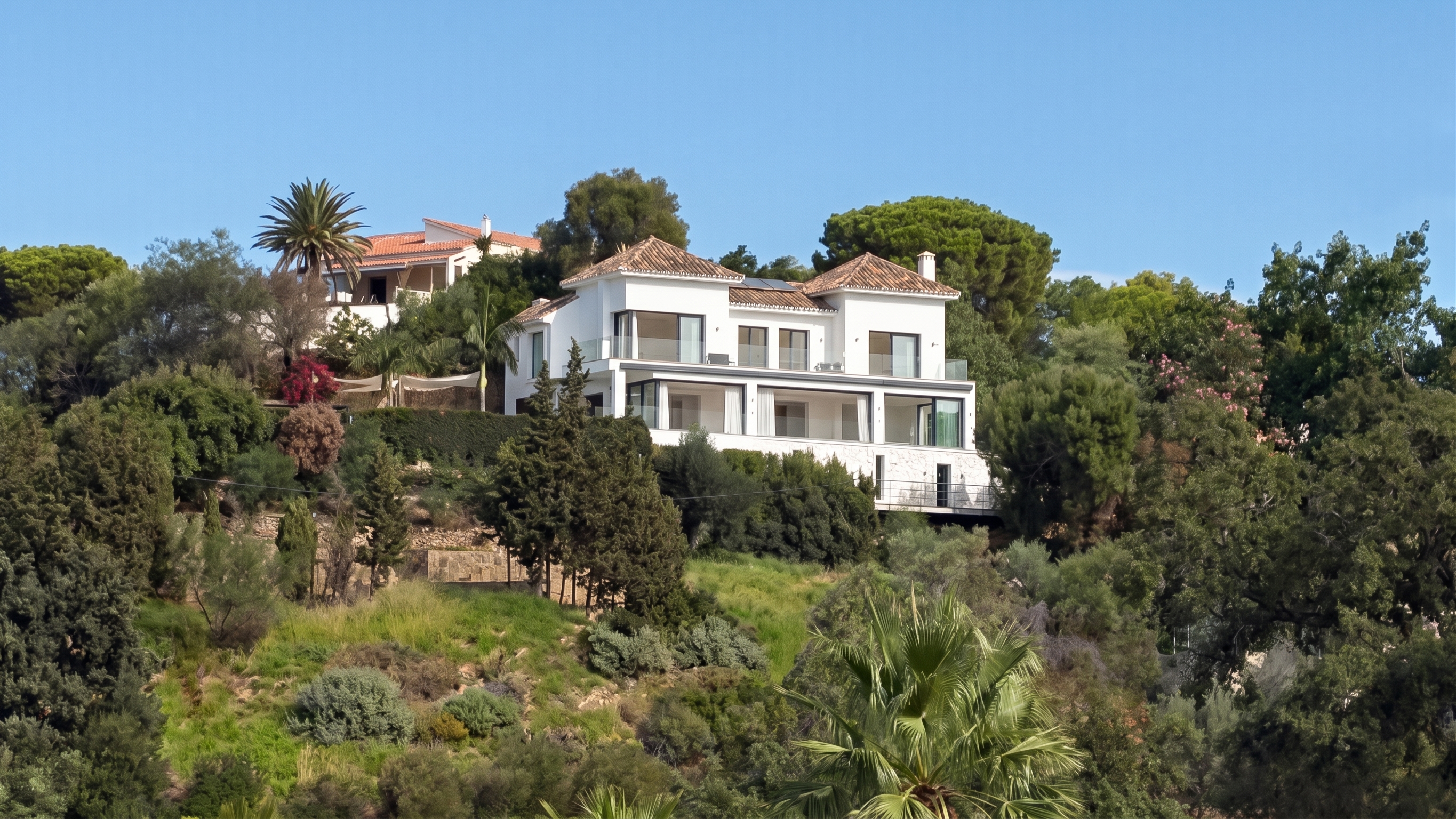 Luxuriöse Villa mit 7 Schlafzimmern und Panoramablick auf das Meer in Elviria, Marbella