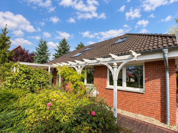Ankommen, wohlfühlen, zuhause sein – Ihr frisch saniertes Zuhause zwischen Elbe und City