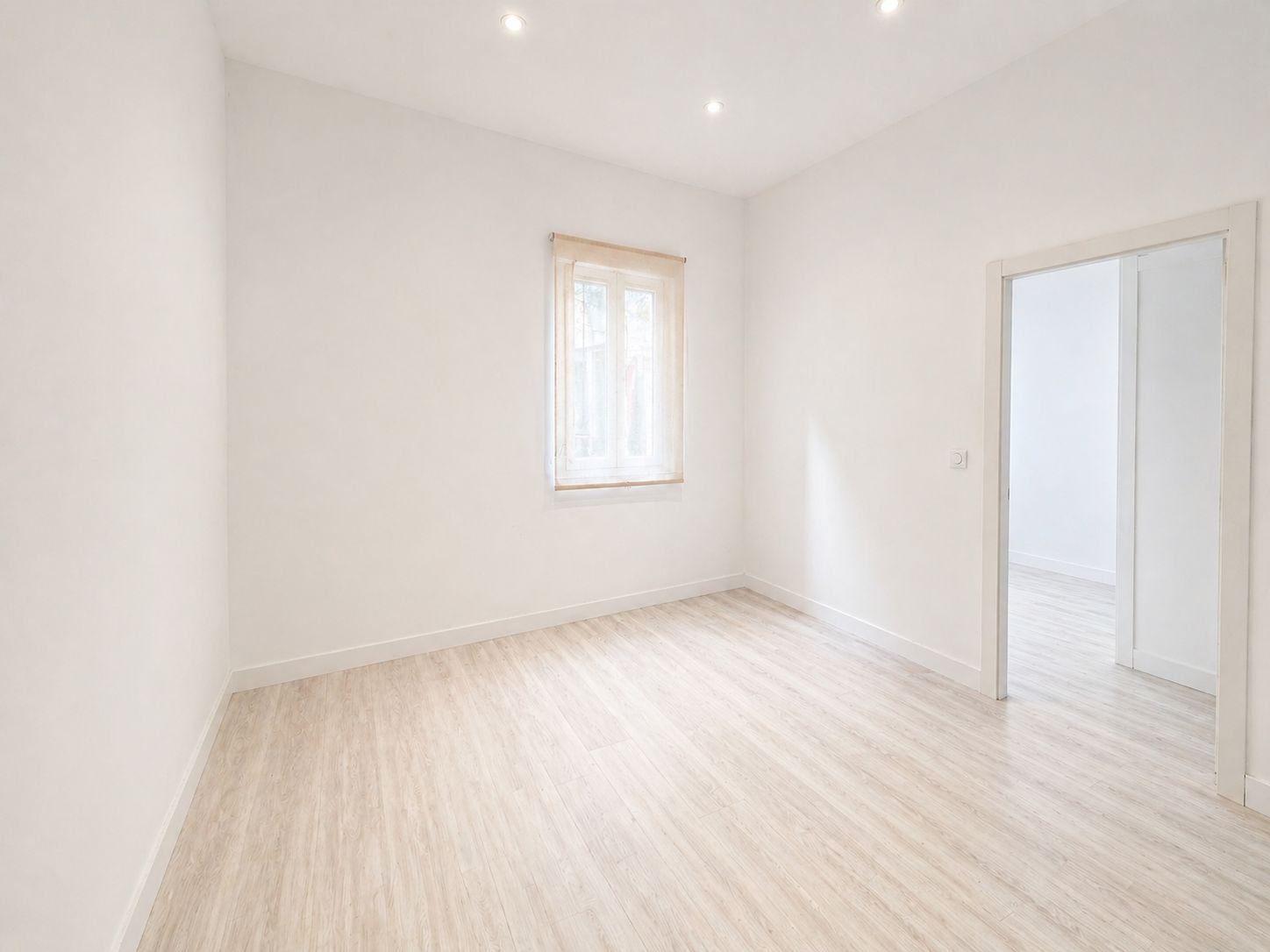 Wonderful two-bedroom apartment steps from Retiro Park and Ibiza metro