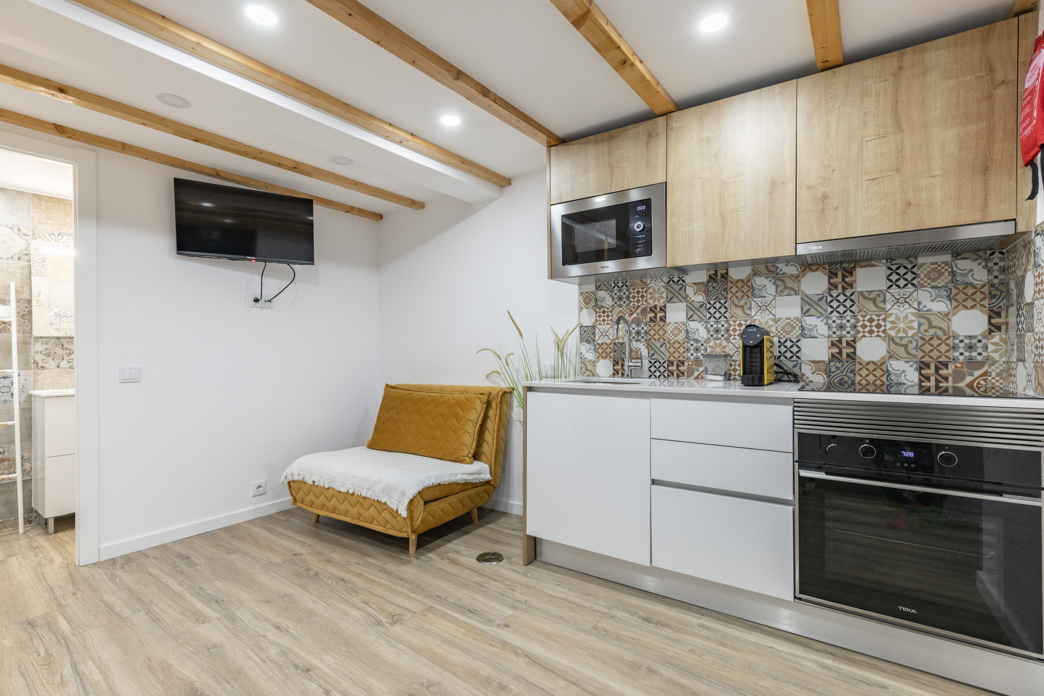 Duplex 1-bedroom home with AL license in Palmela